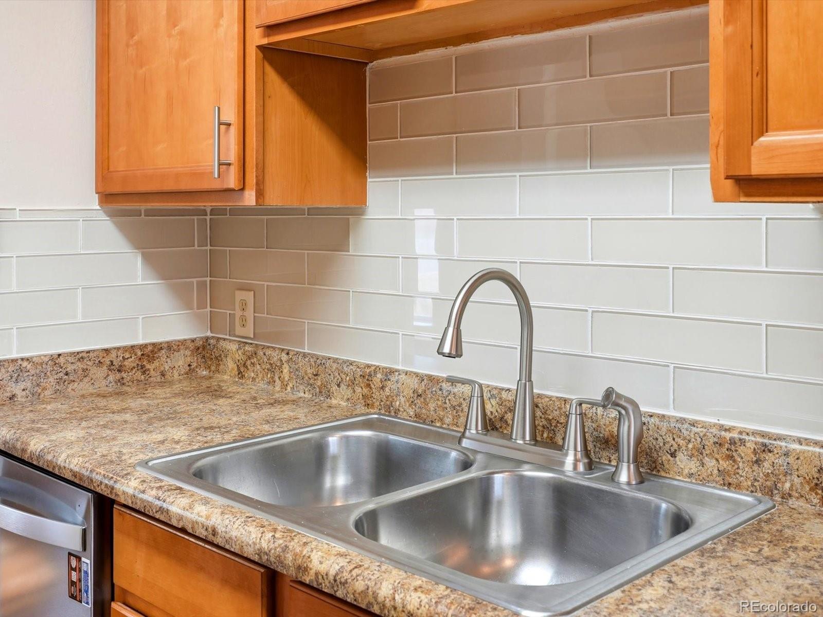 MLS Image #10 for 2544 s patton court,denver, Colorado