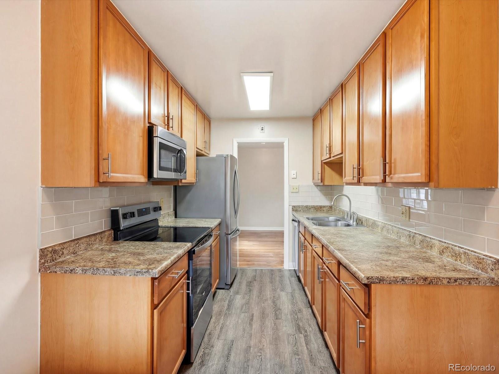 MLS Image #7 for 2544 s patton court,denver, Colorado