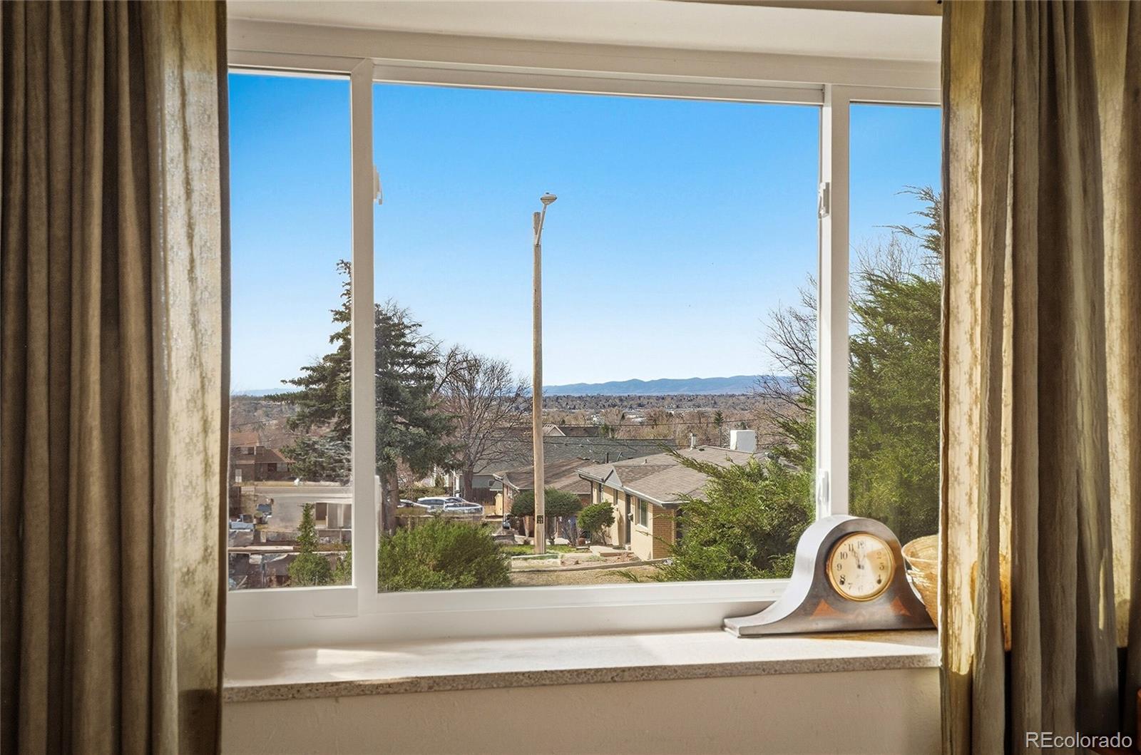 MLS Image #3 for 5687 w 65th avenue,arvada, Colorado