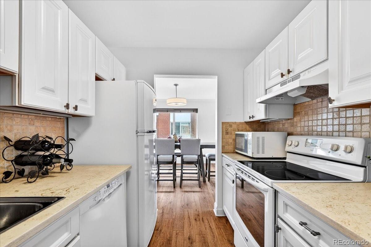 MLS Image #18 for 855 n pennsylvania street 411,denver, Colorado