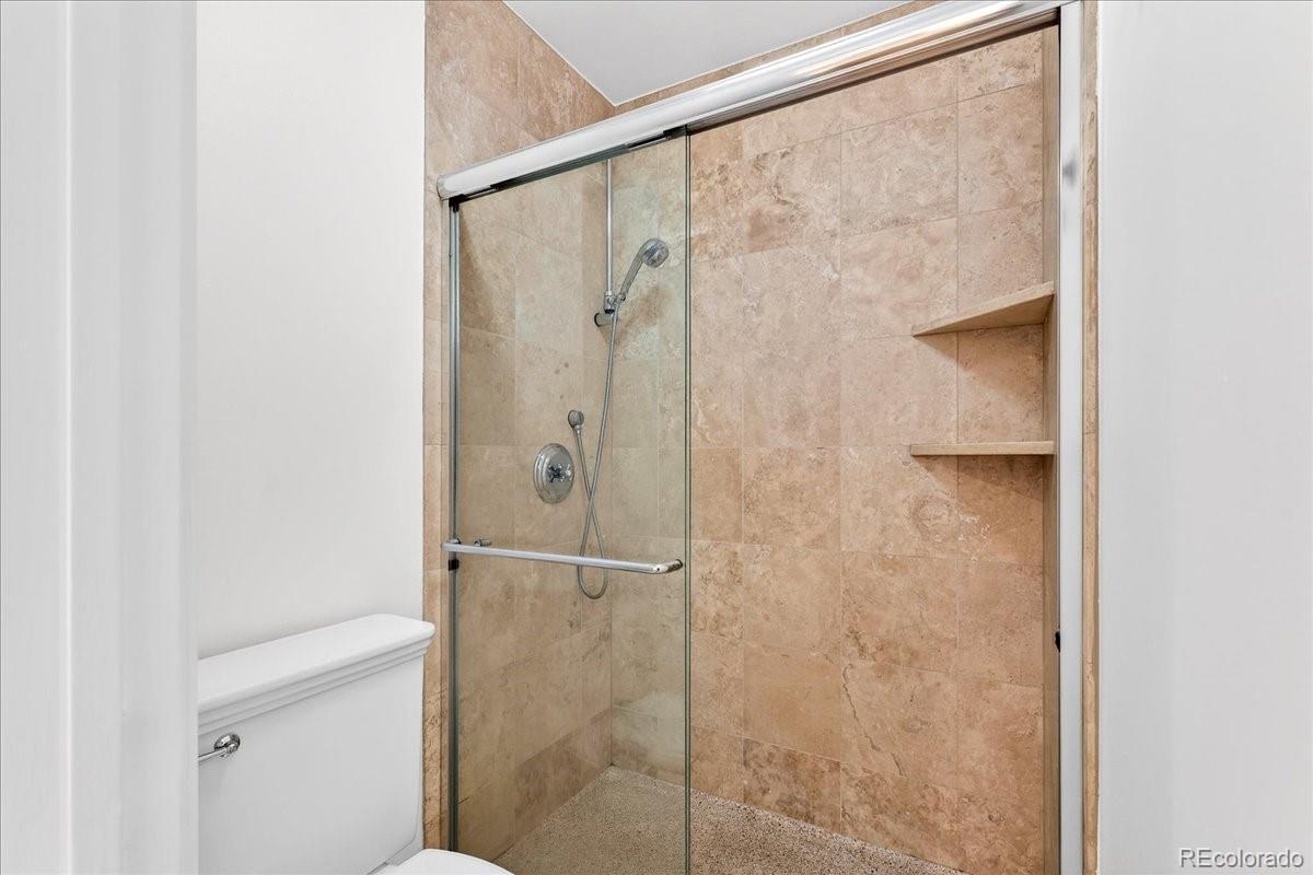MLS Image #23 for 855 n pennsylvania street 411,denver, Colorado