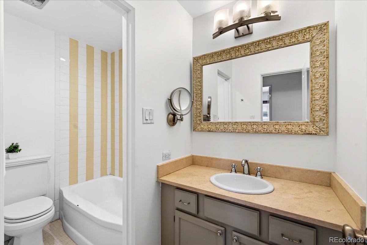 MLS Image #28 for 855 n pennsylvania street 411,denver, Colorado