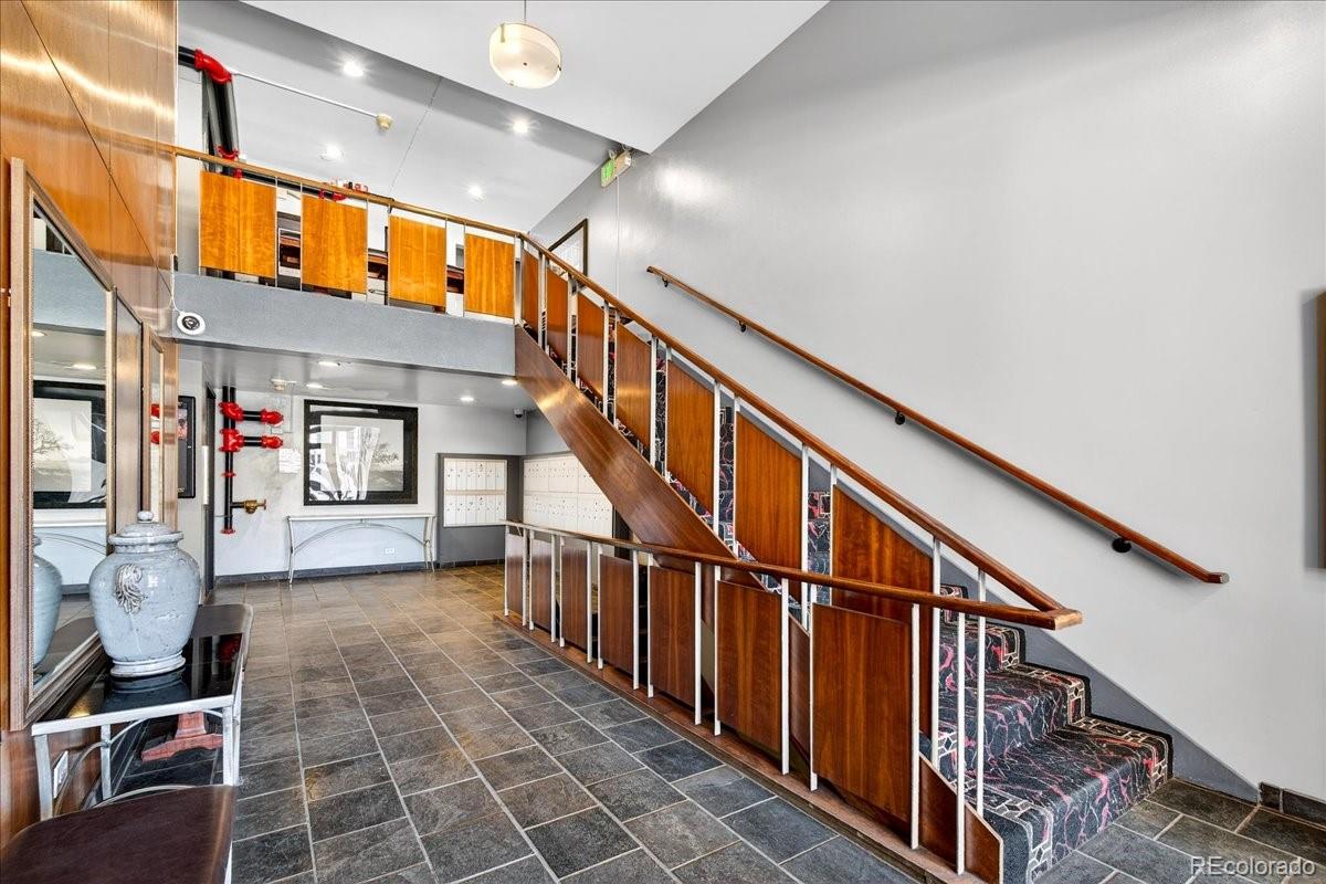 MLS Image #39 for 855 n pennsylvania street 411,denver, Colorado