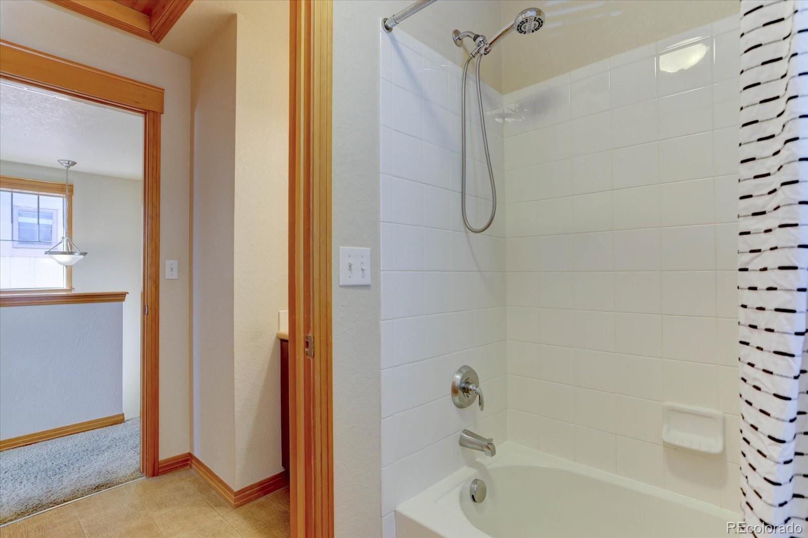 MLS Image #22 for 2665  iola street,denver, Colorado