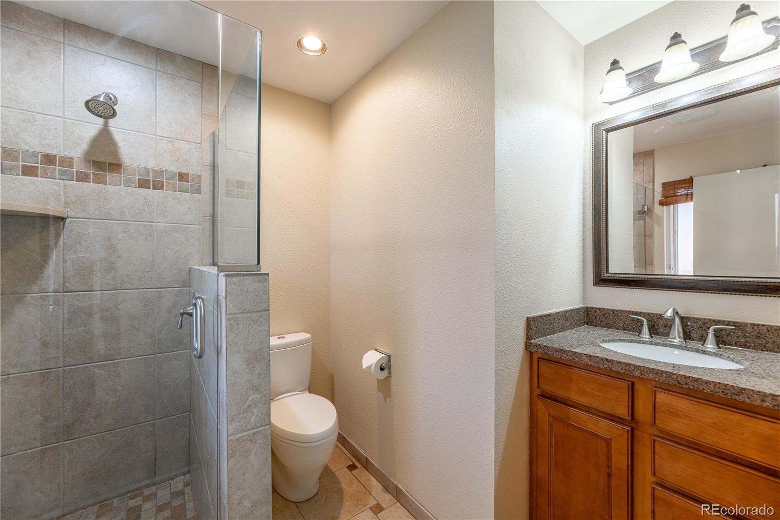 MLS Image #15 for 6882 e baker place,denver, Colorado