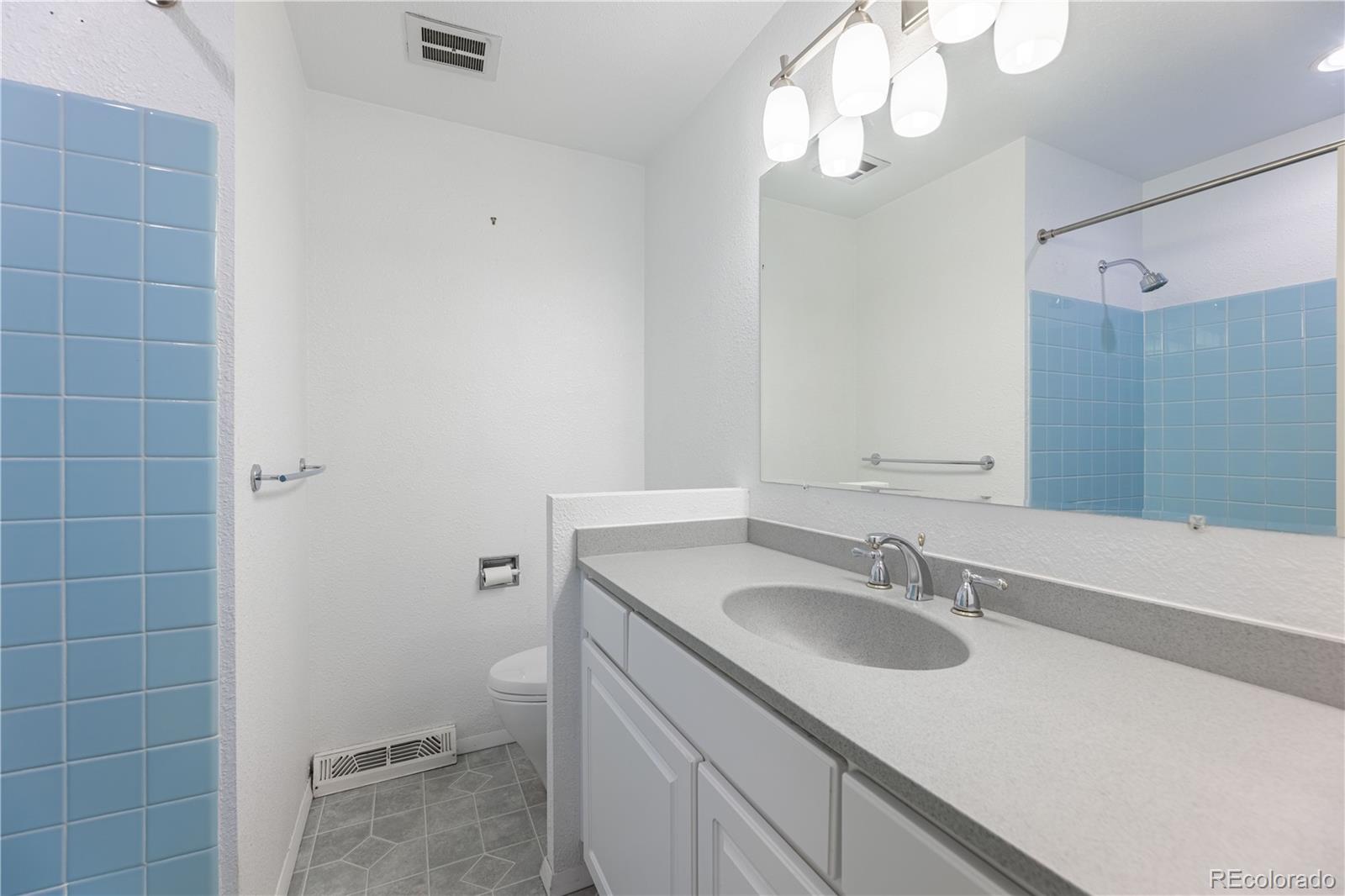 MLS Image #20 for 6882 e baker place,denver, Colorado