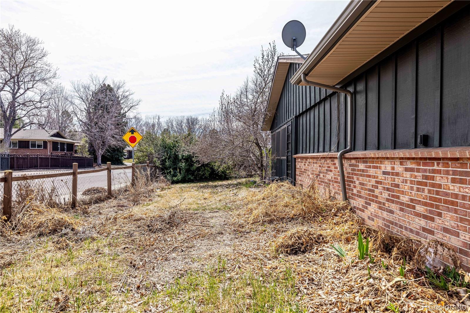 MLS Image #29 for 6882 e baker place,denver, Colorado
