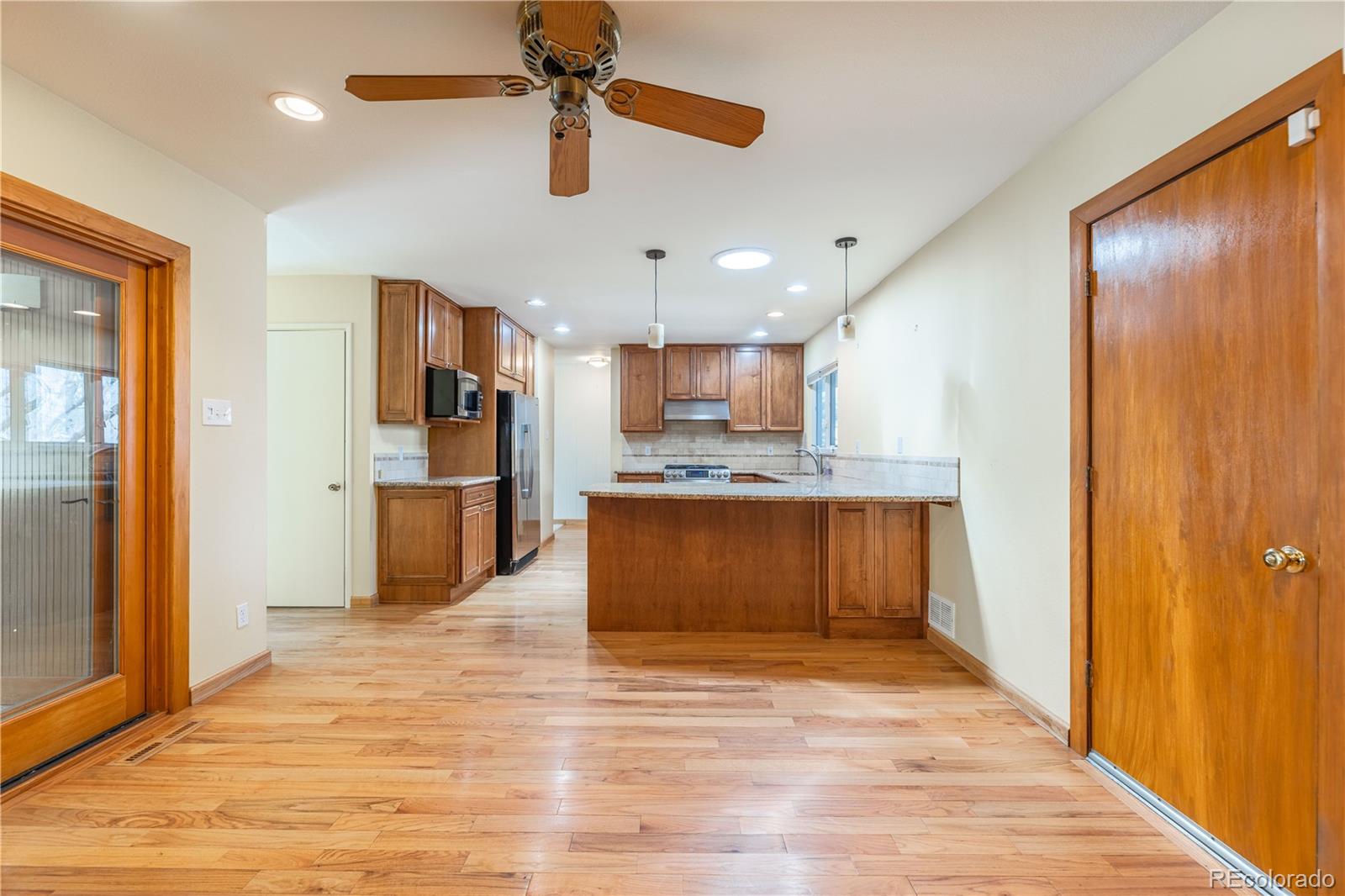 MLS Image #8 for 6882 e baker place,denver, Colorado