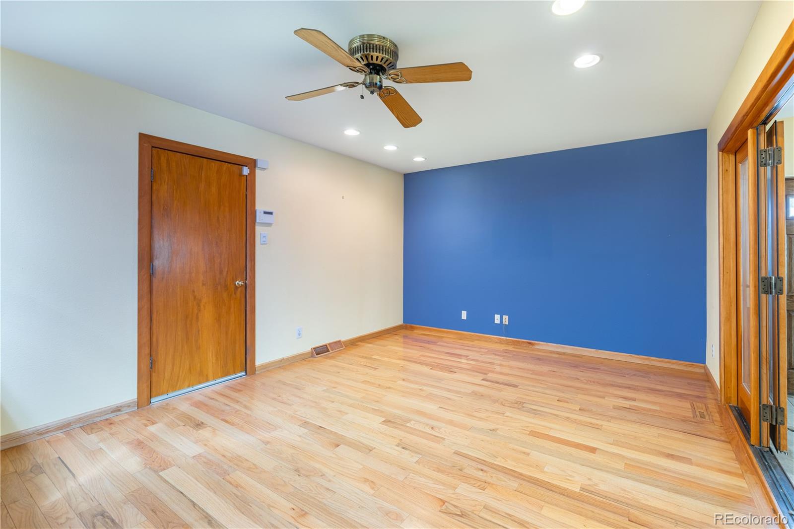 MLS Image #9 for 6882 e baker place,denver, Colorado