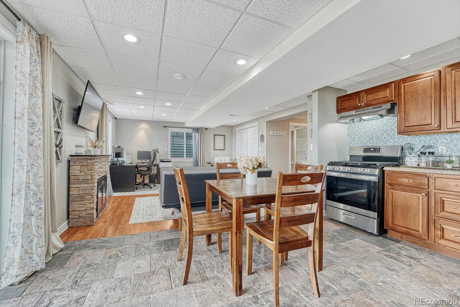 MLS Image #23 for 2371  broadleaf loop,castle rock, Colorado