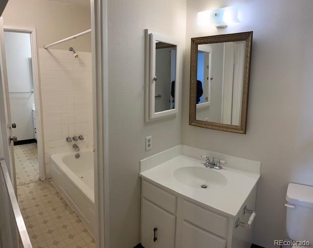 MLS Image #5 for 7755 e quincy avenue,denver, Colorado
