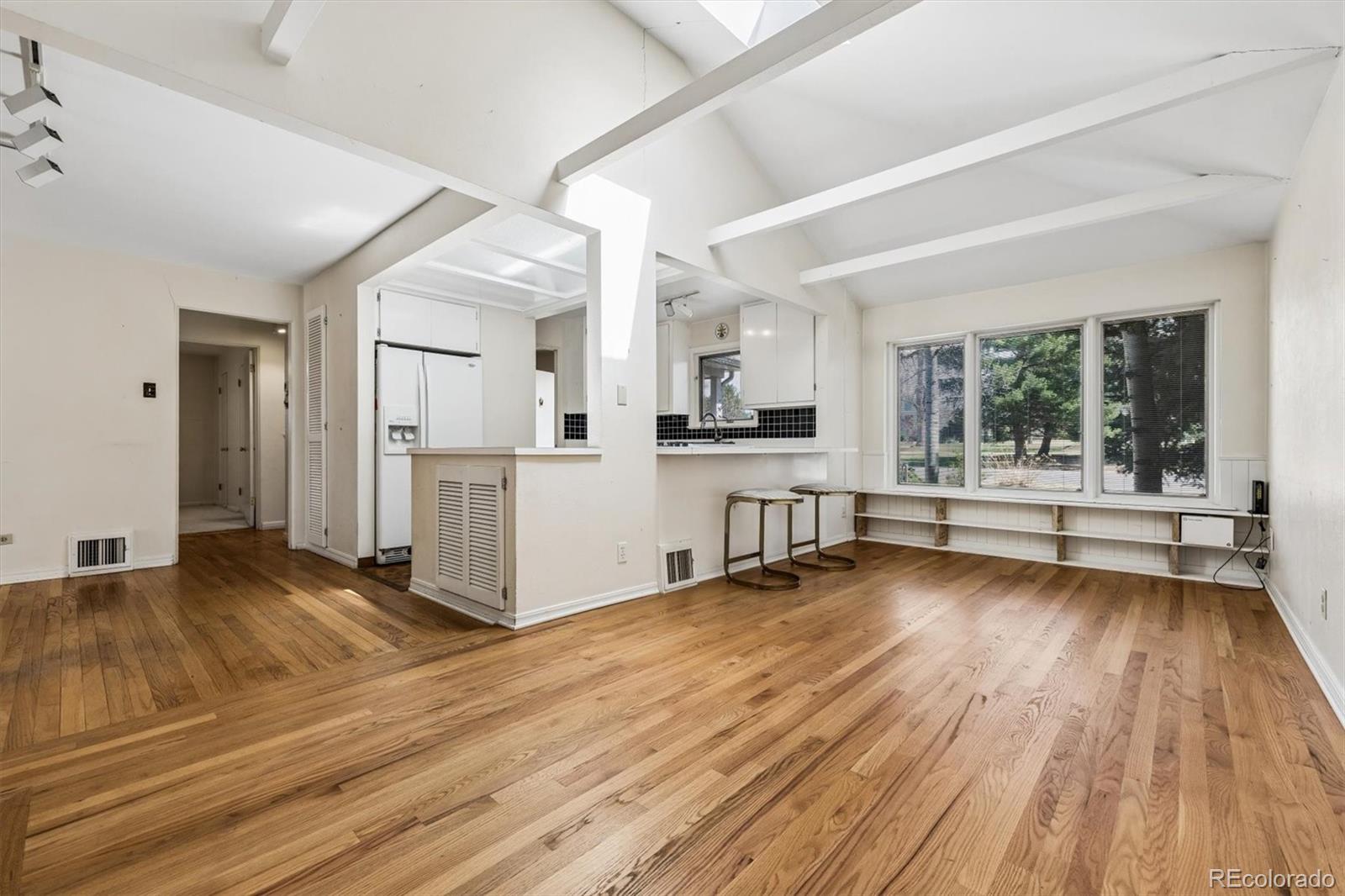 MLS Image #16 for 815  oneida street,denver, Colorado