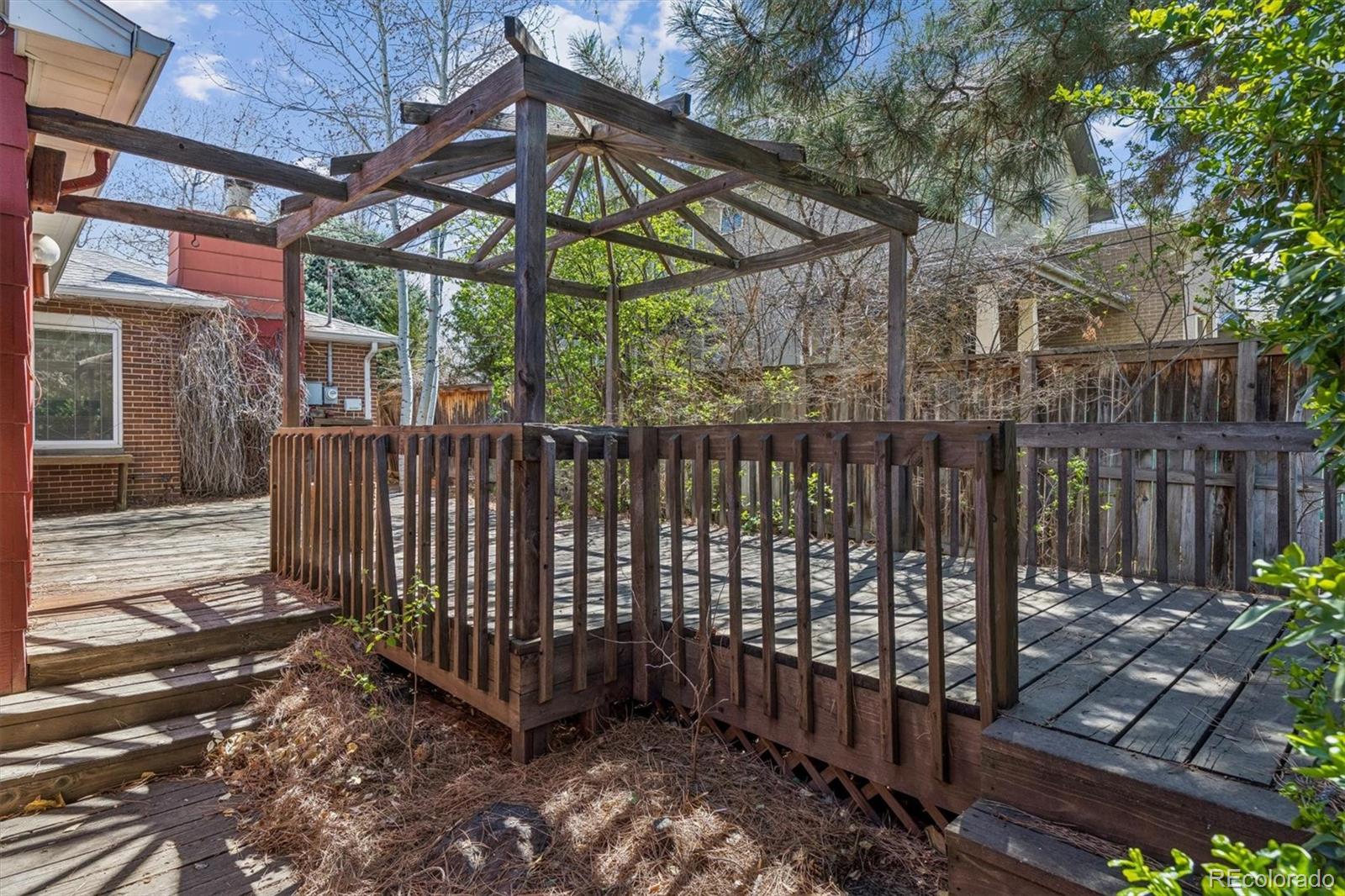 MLS Image #32 for 815  oneida street,denver, Colorado