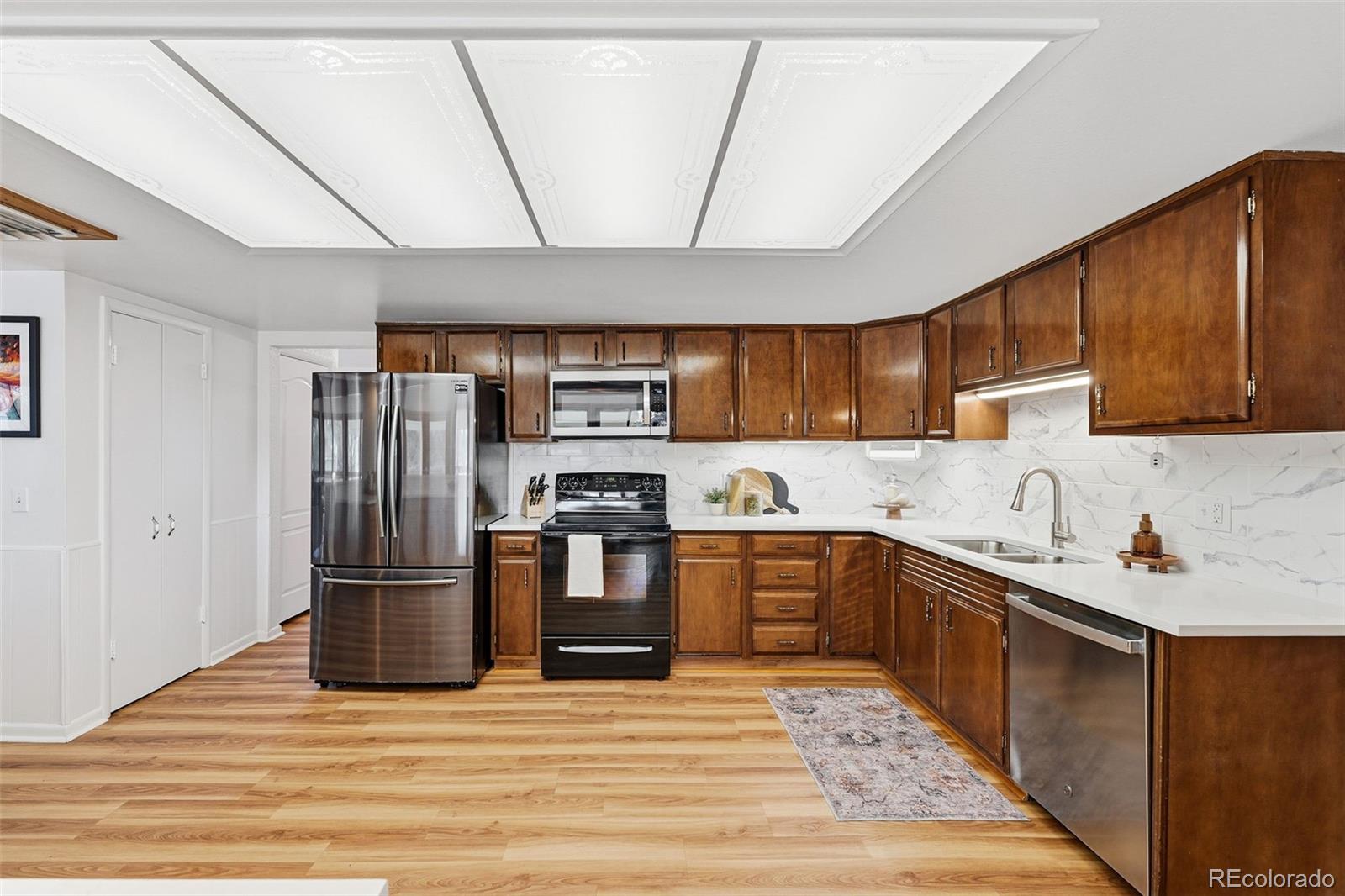 MLS Image #19 for 1055 s elmira street,denver, Colorado