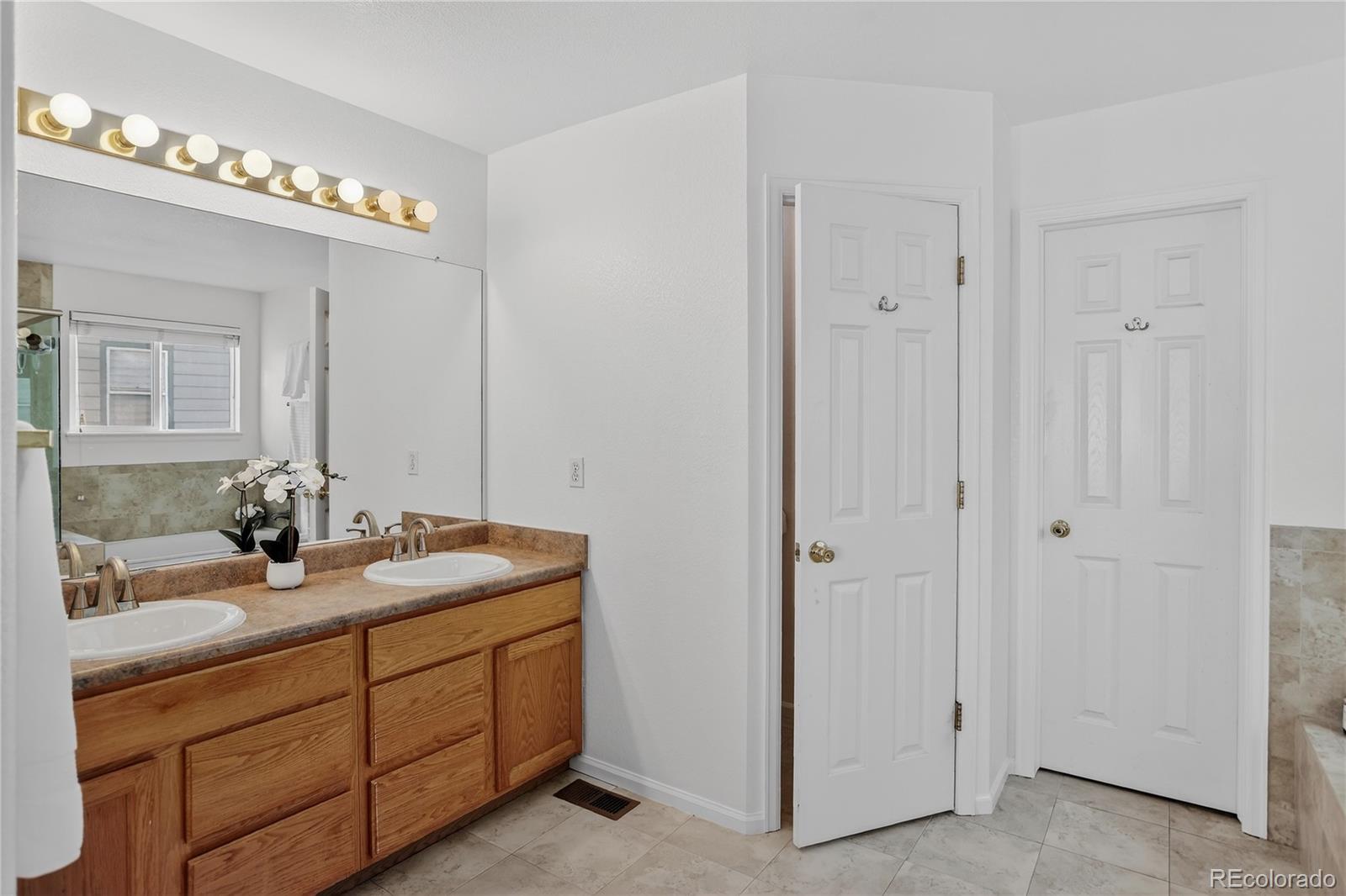 MLS Image #18 for 13142  pennsylvania circle,thornton, Colorado