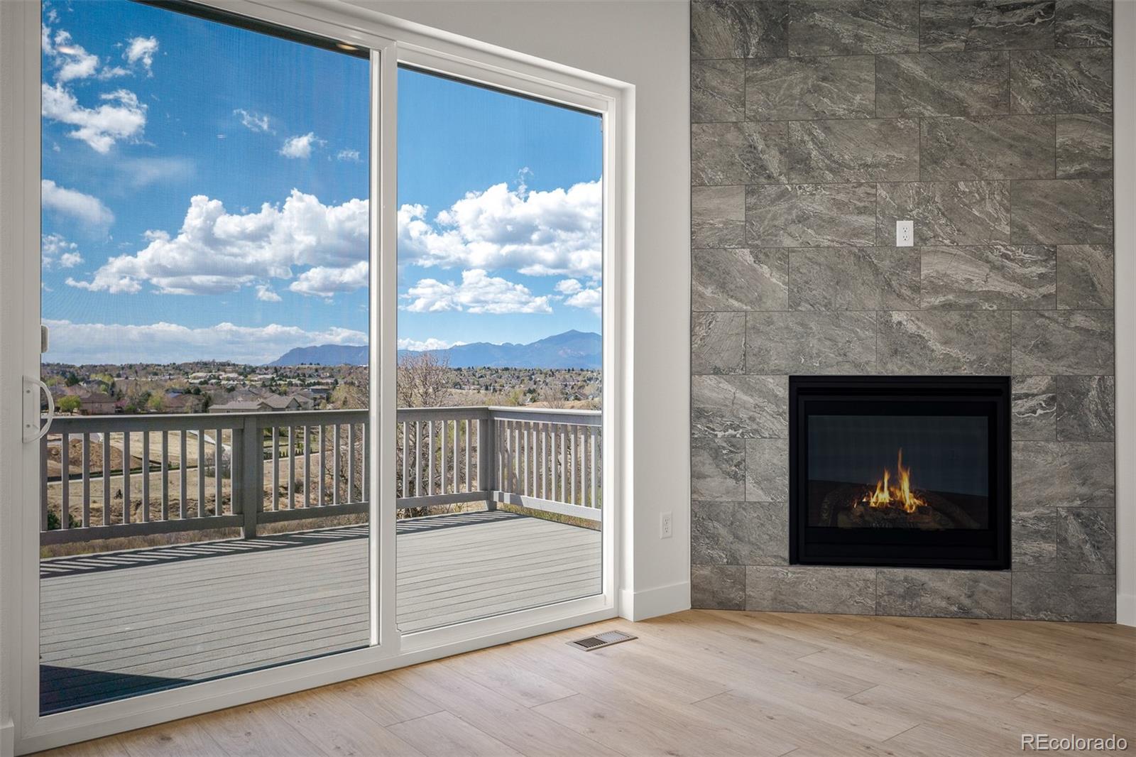 MLS Image #3 for 4415  peak crest view,colorado springs, Colorado