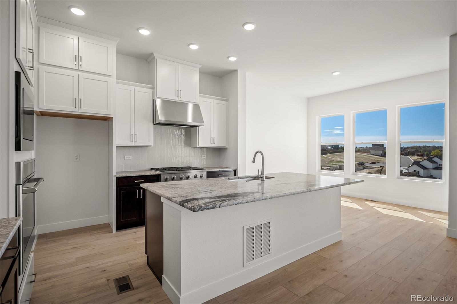 MLS Image #8 for 4415  peak crest view,colorado springs, Colorado