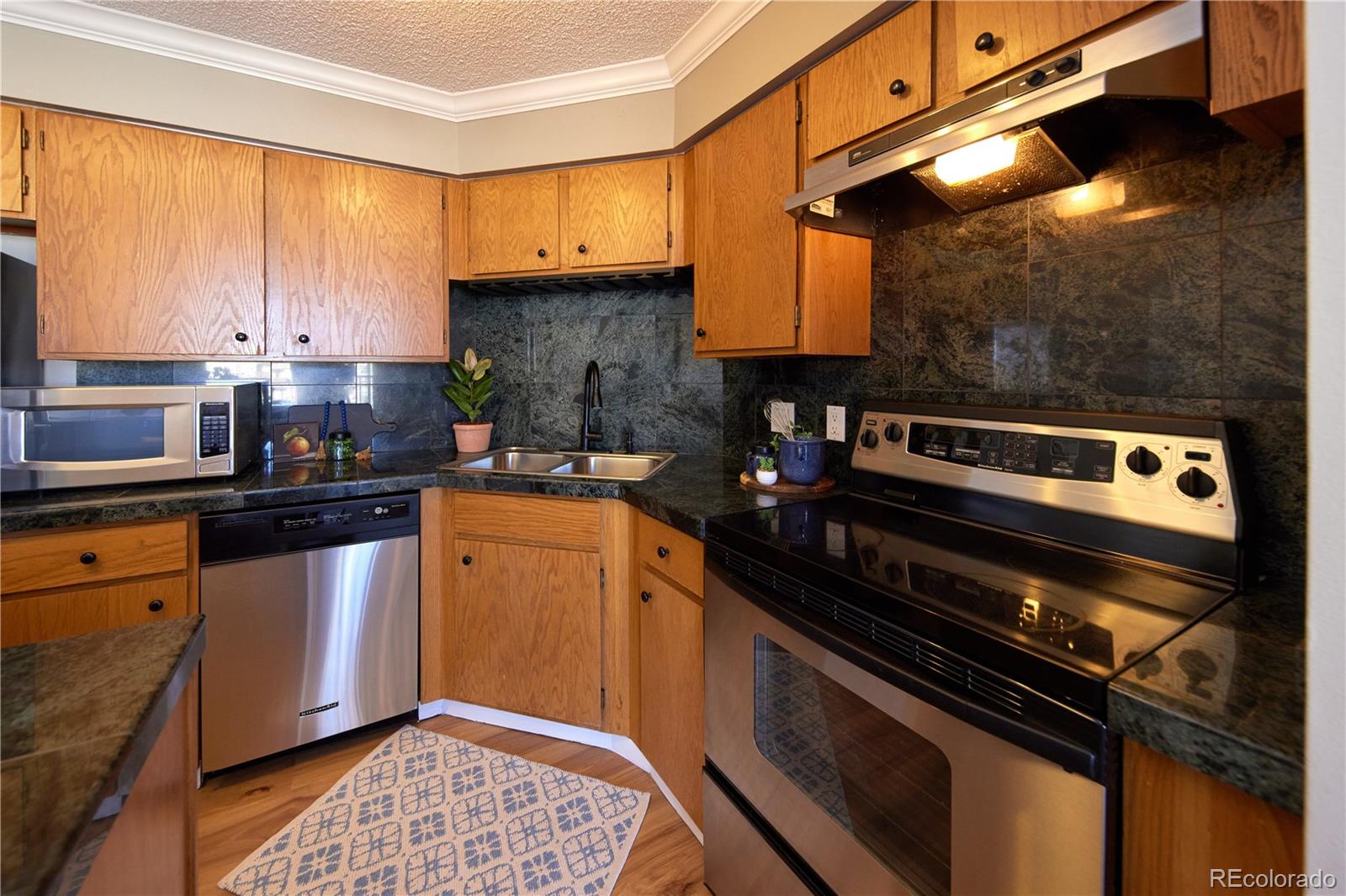 MLS Image #10 for 1301  speer boulevard,denver, Colorado
