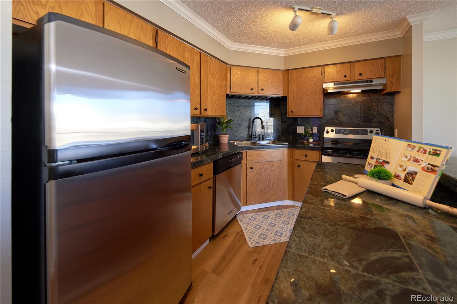 MLS Image #9 for 1301  speer boulevard,denver, Colorado
