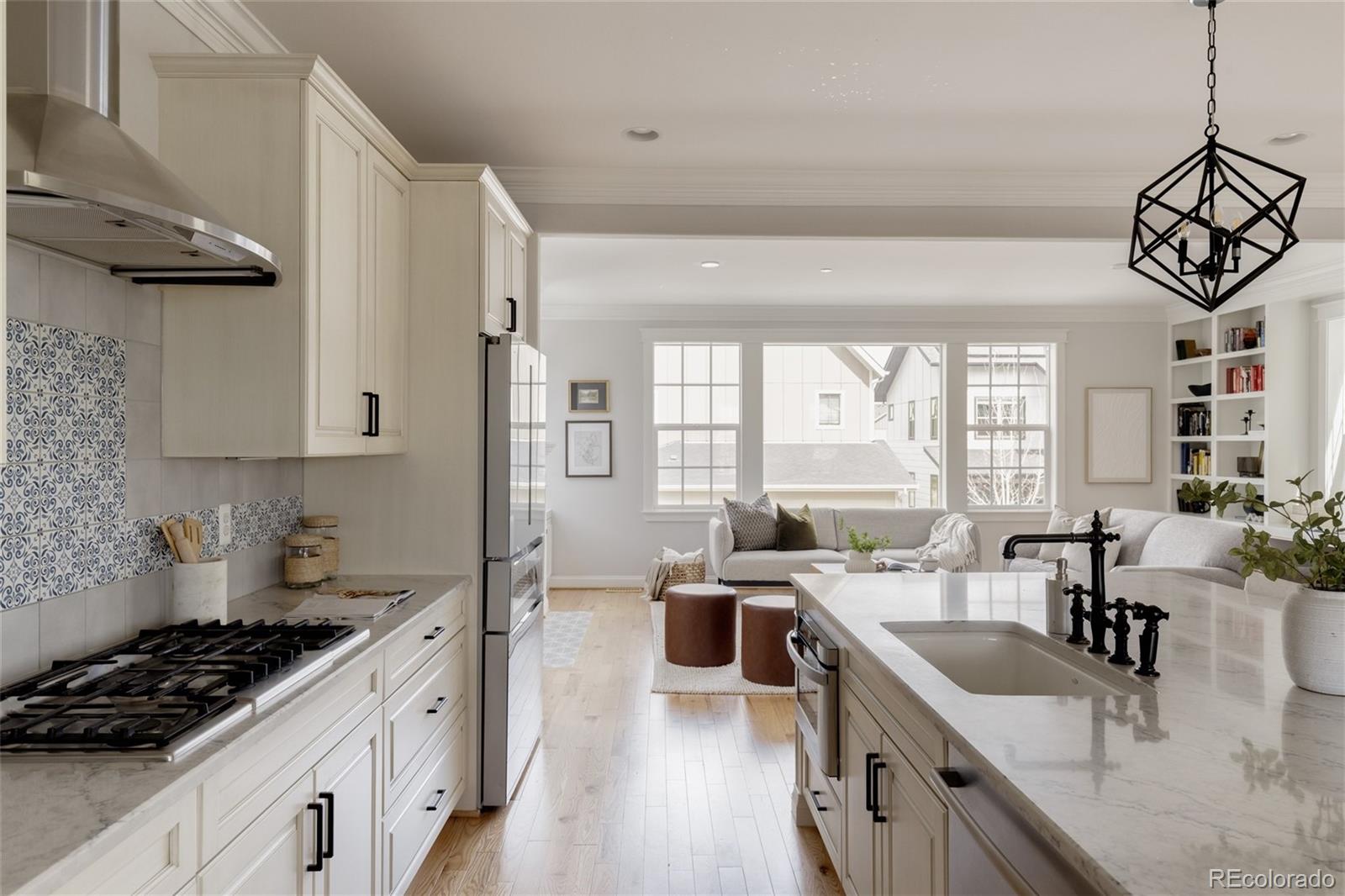 MLS Image #8 for 9639 e 59th north place,denver, Colorado