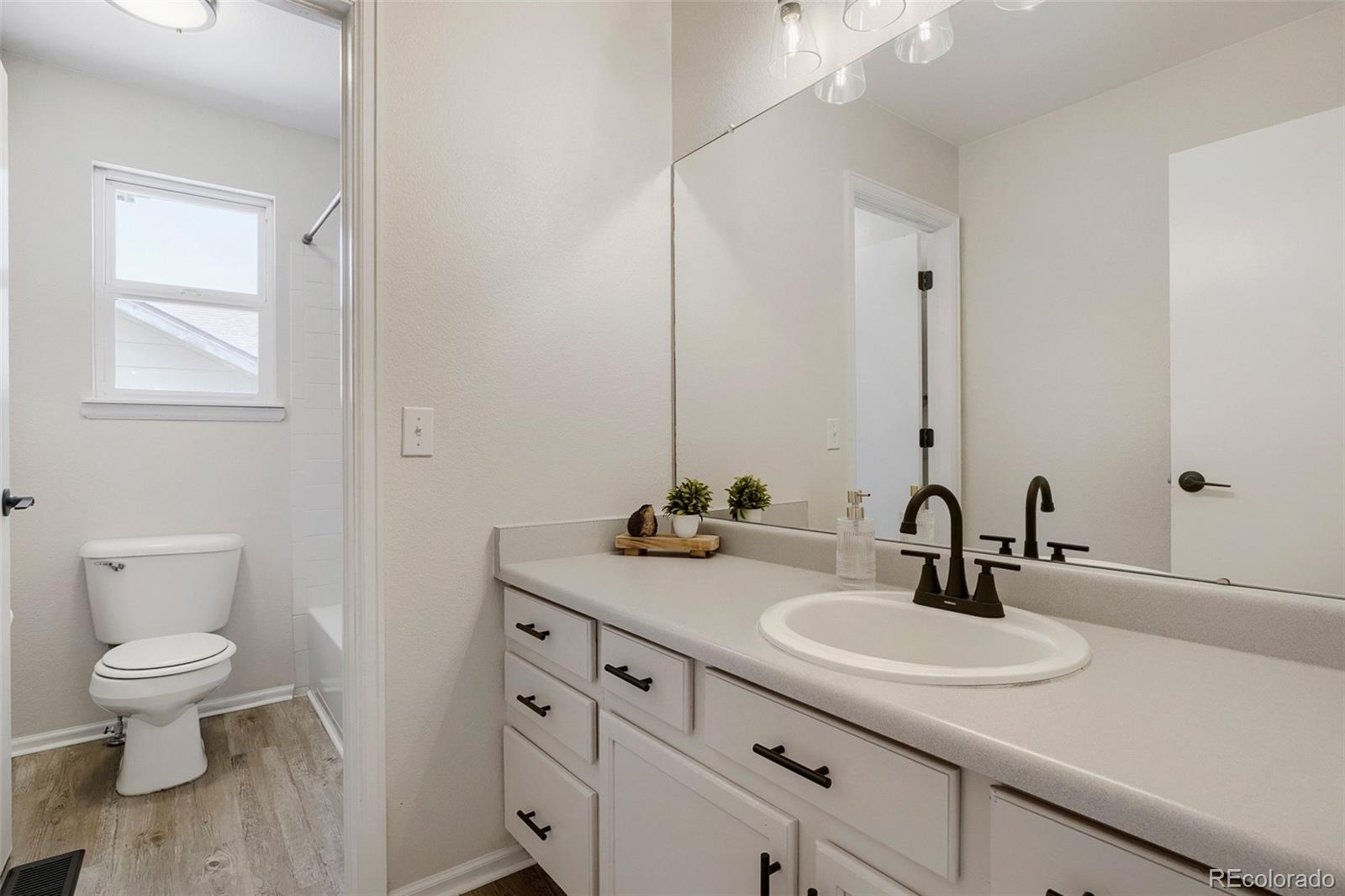 MLS Image #32 for 5121 s lisbon way,centennial, Colorado