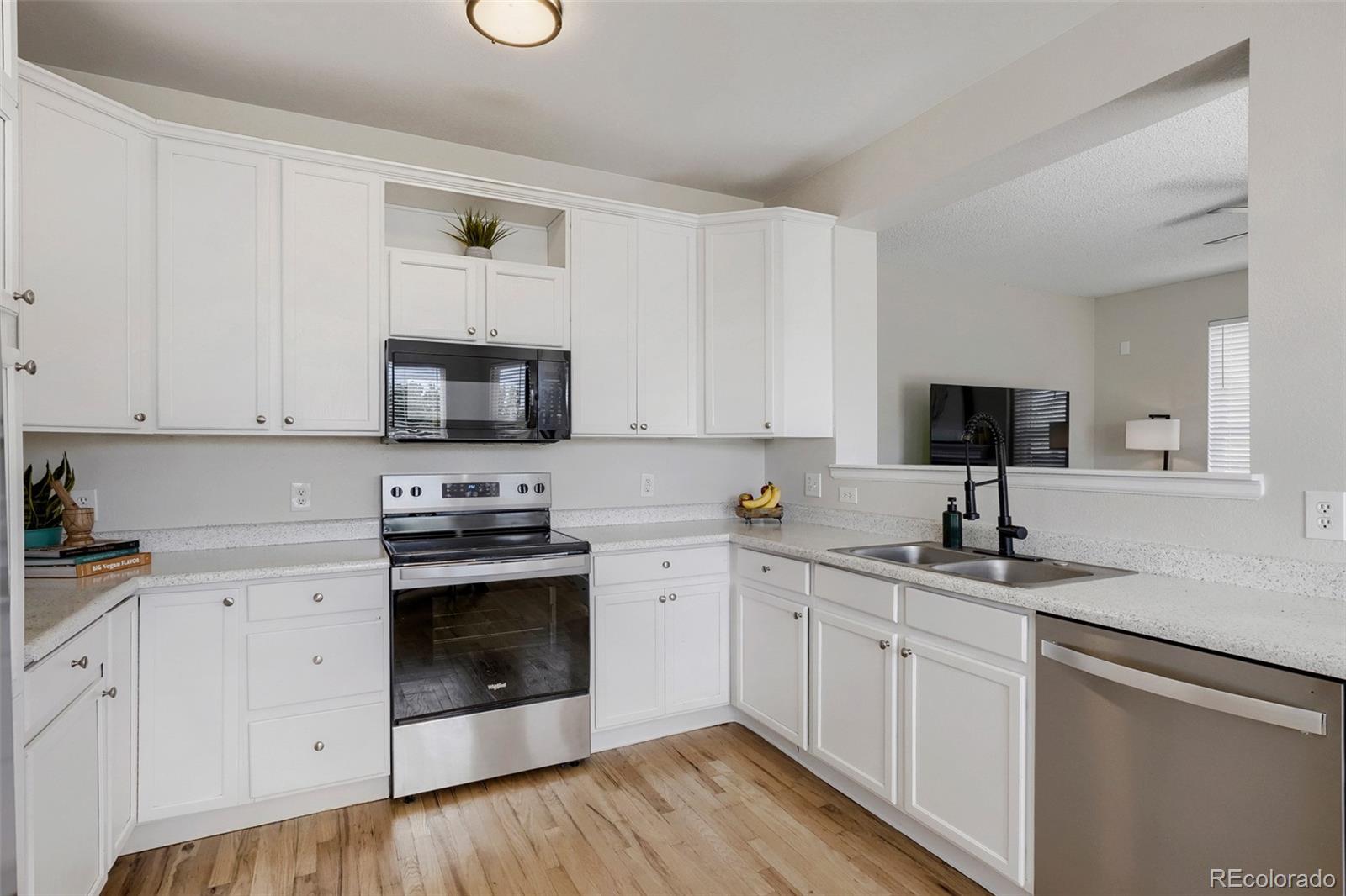 MLS Image #8 for 5121 s lisbon way,centennial, Colorado