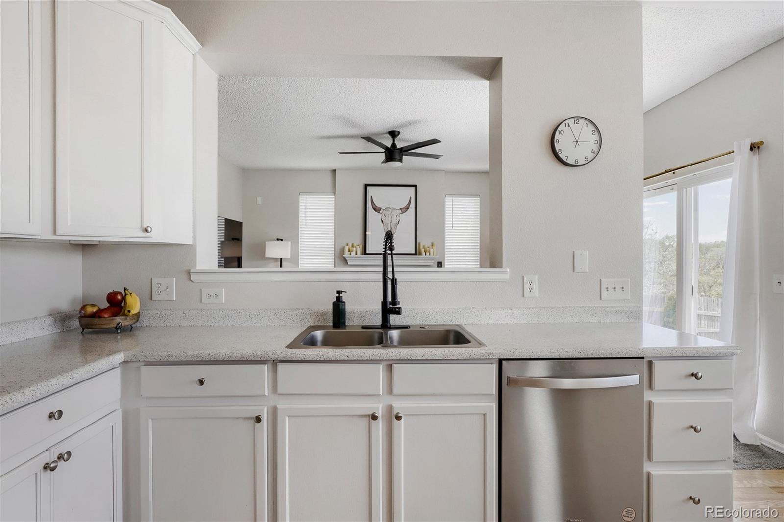 MLS Image #9 for 5121 s lisbon way,centennial, Colorado