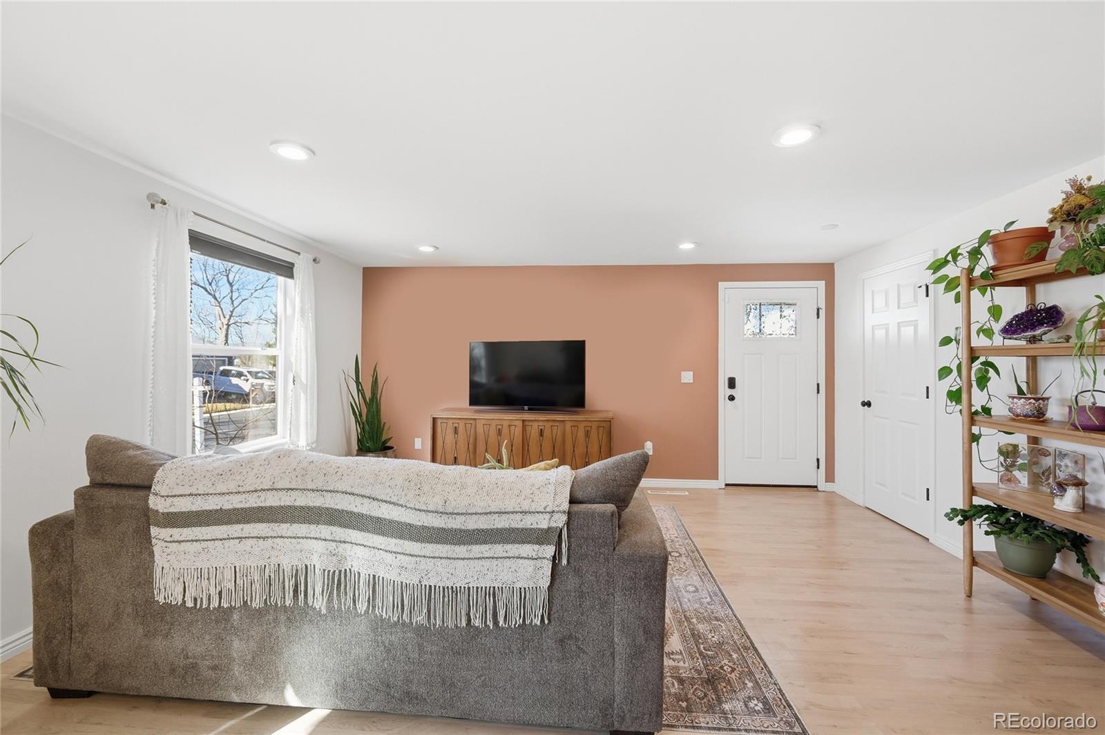 MLS Image #8 for 9312  kendall street,westminster, Colorado