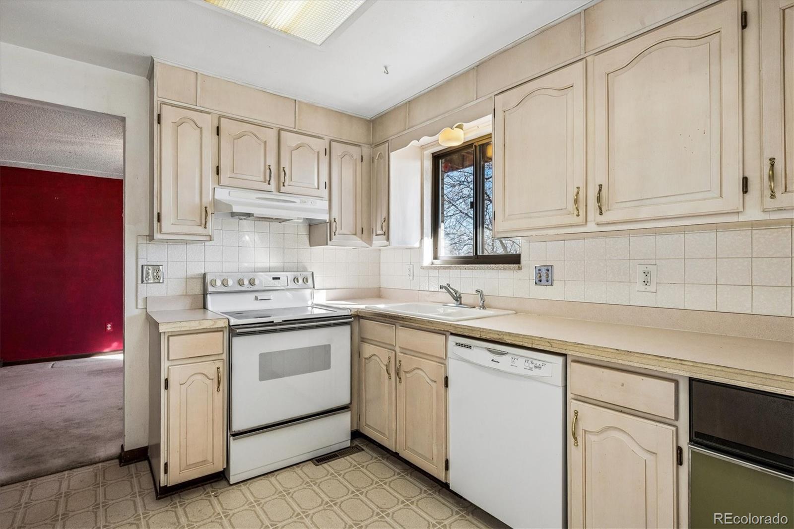 MLS Image #20 for 3220 s pontiac street,denver, Colorado