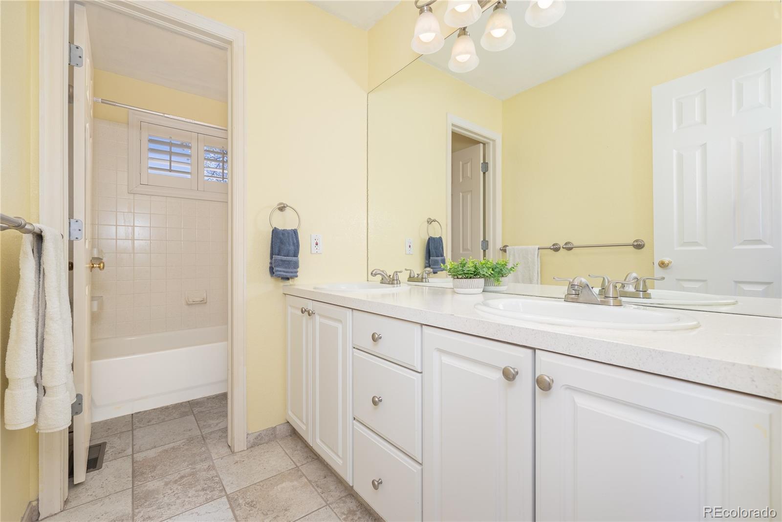 MLS Image #24 for 1700  spring water lane,highlands ranch, Colorado