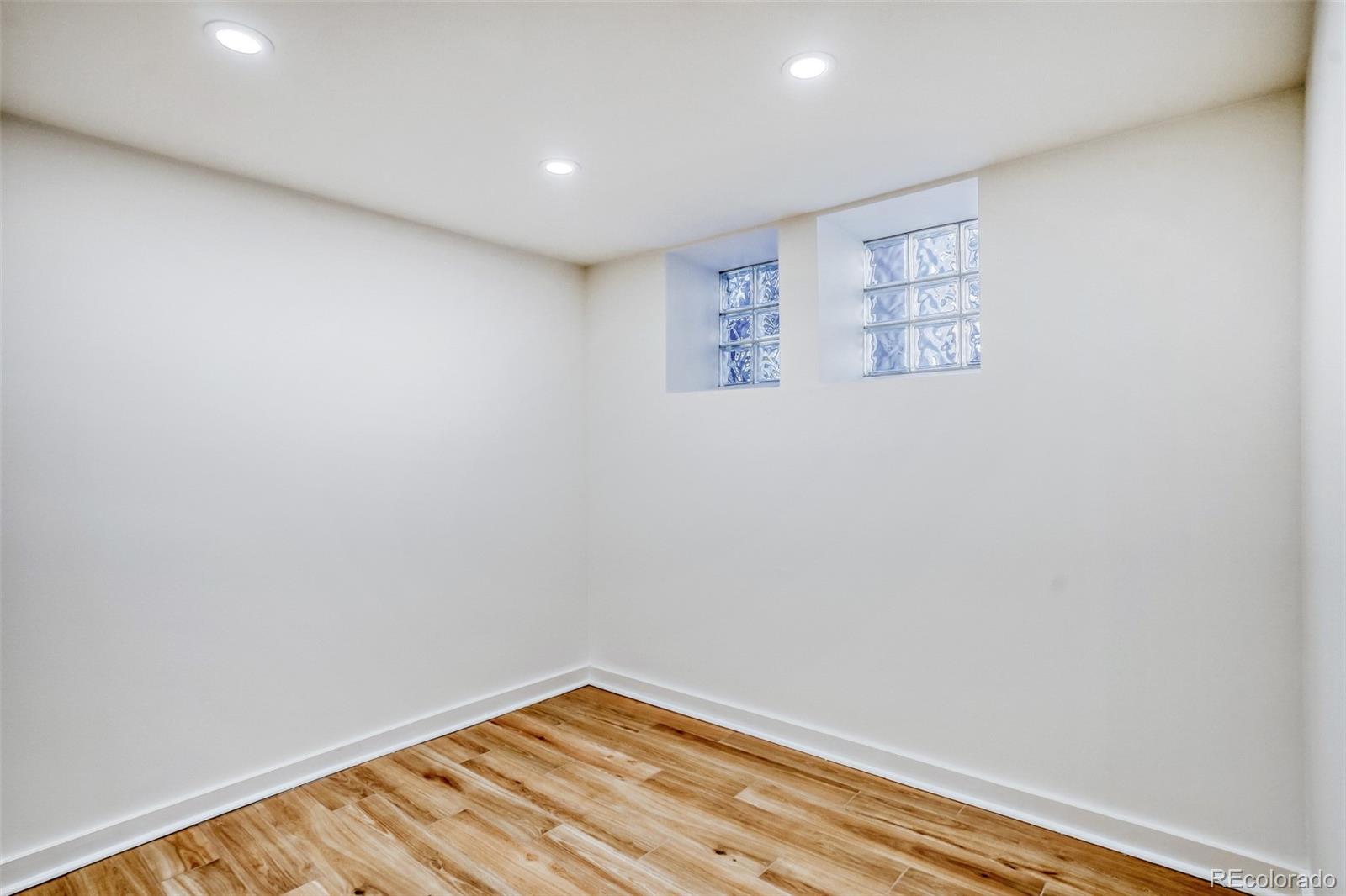 MLS Image #18 for 3036  newton street,denver, Colorado