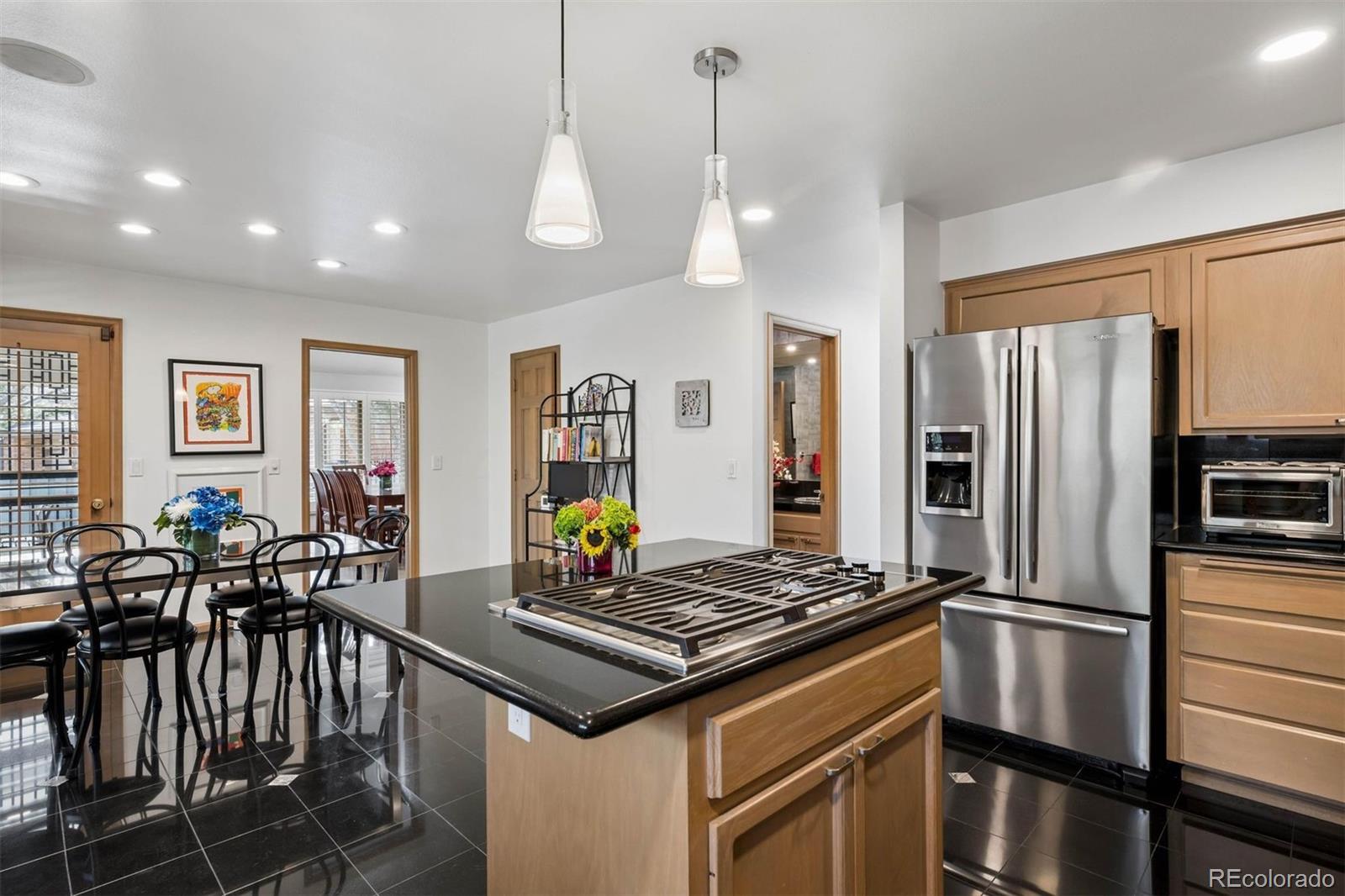 MLS Image #11 for 2777 s elmira street,denver, Colorado