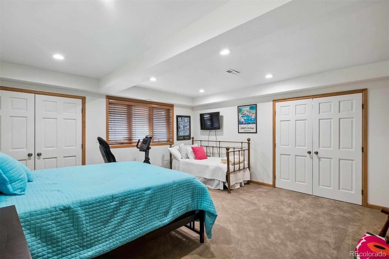 MLS Image #31 for 2777 s elmira street,denver, Colorado