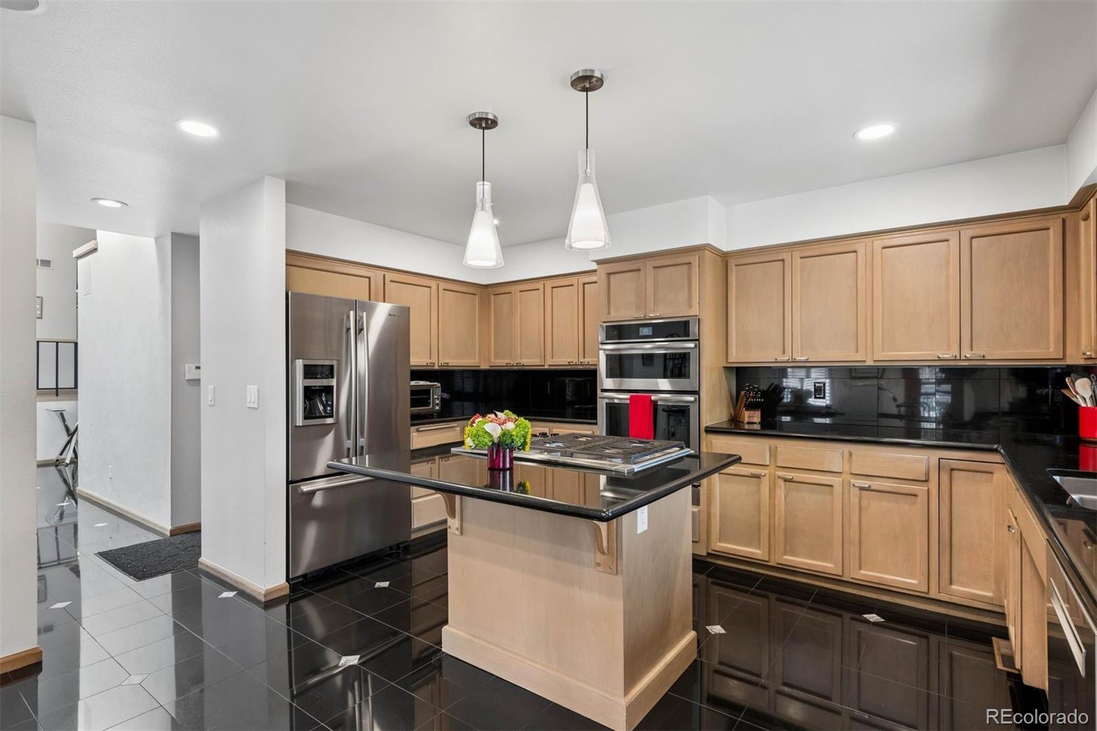 MLS Image #9 for 2777 s elmira street,denver, Colorado