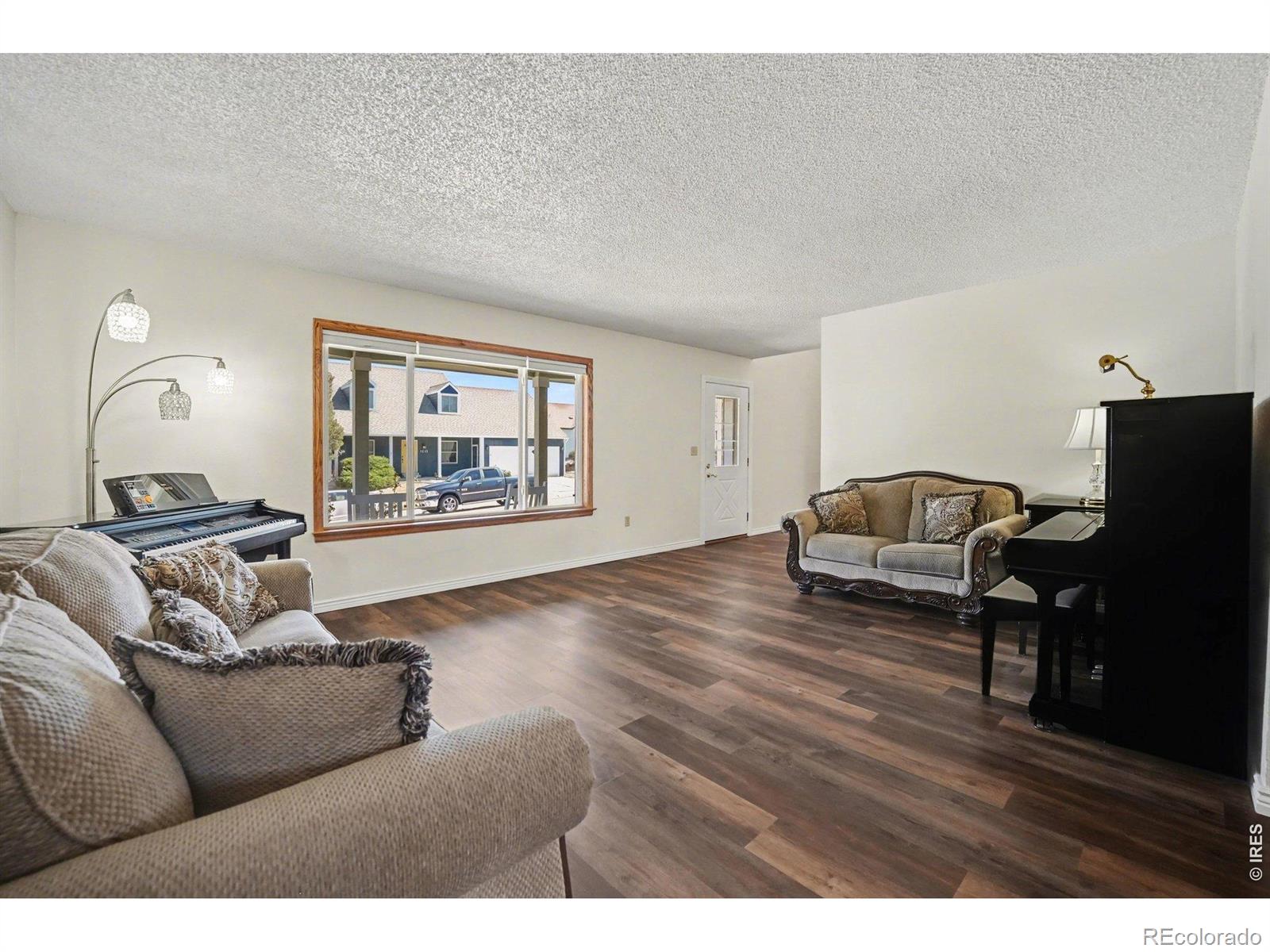 MLS Image #2 for 5539 e briarwood circle,centennial, Colorado