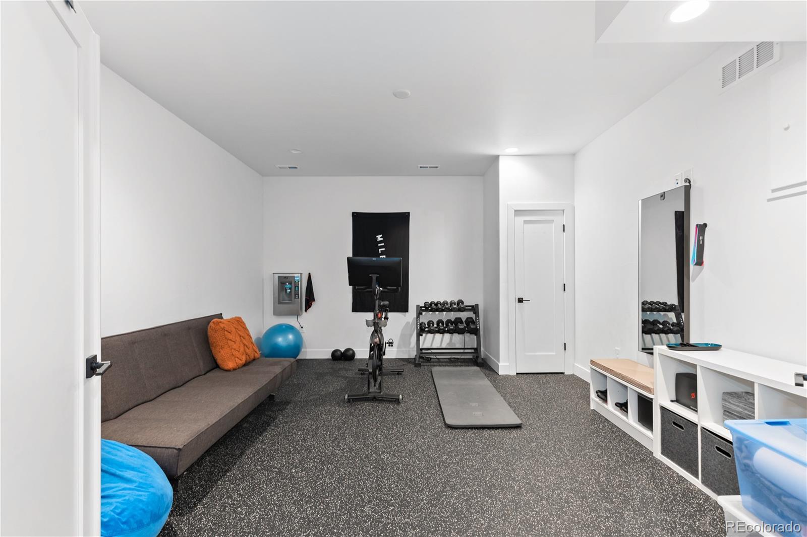 MLS Image #16 for 4684 e dartmouth avenue,denver, Colorado