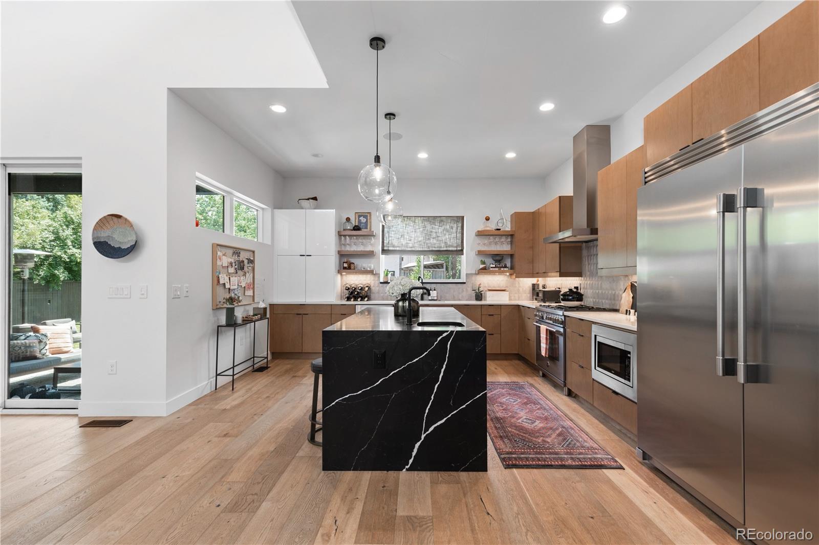 MLS Image #4 for 4684 e dartmouth avenue,denver, Colorado