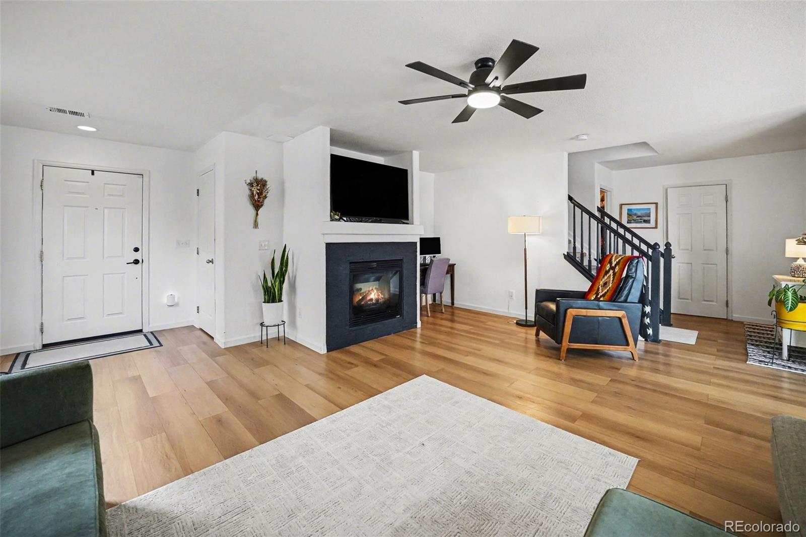 MLS Image #4 for 9704  marmot ridge circle,littleton, Colorado