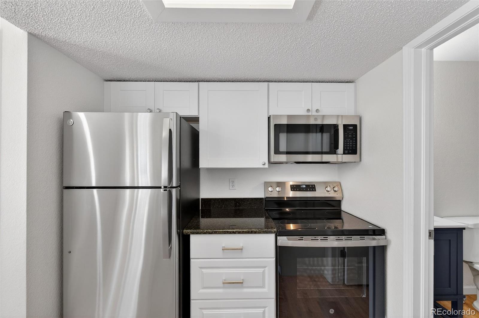 MLS Image #14 for 882 s reed court e,lakewood, Colorado
