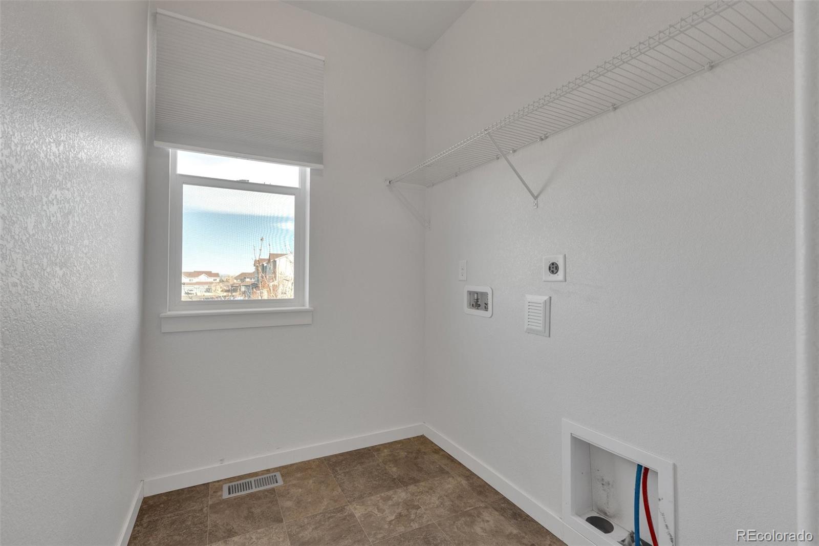 MLS Image #8 for 1852  blue oak court,castle rock, Colorado