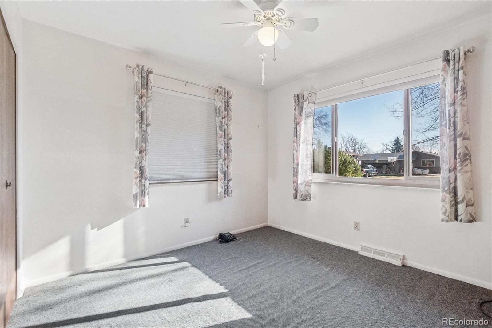 MLS Image #14 for 4655 s knox court,englewood, Colorado