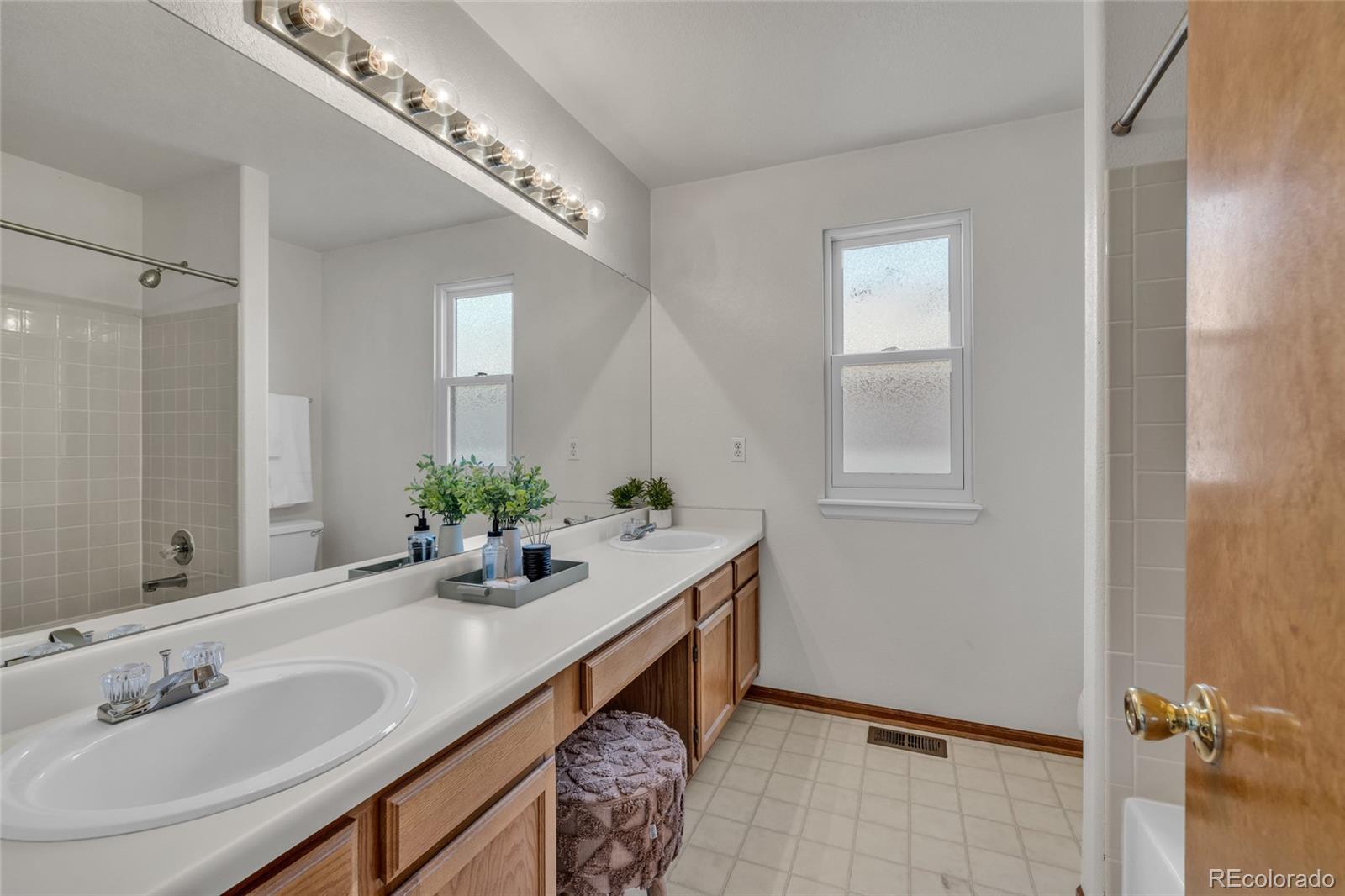 MLS Image #16 for 12699 w dorado place,littleton, Colorado