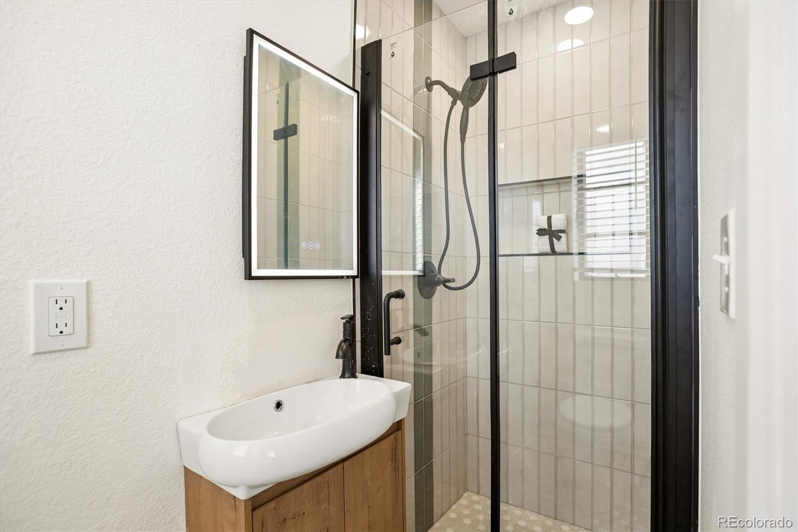 MLS Image #6 for 998  toledo street,aurora, Colorado
