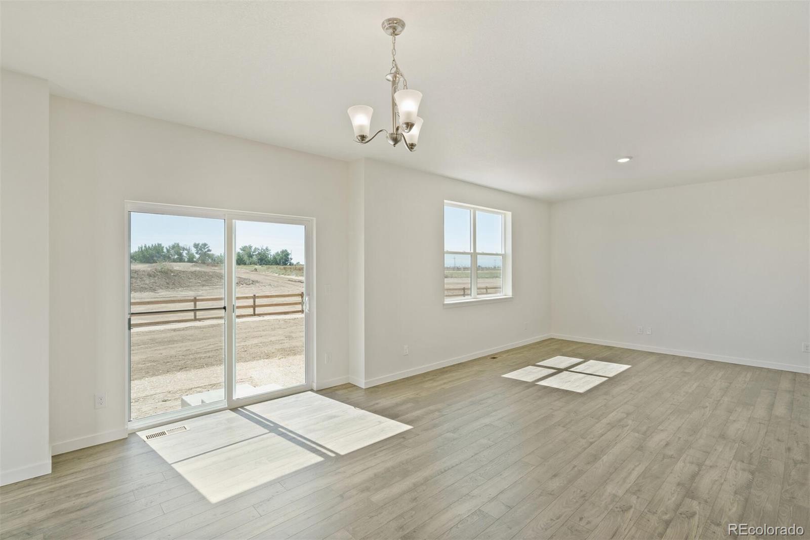 MLS Image #8 for 9877  danube court,commerce city, Colorado