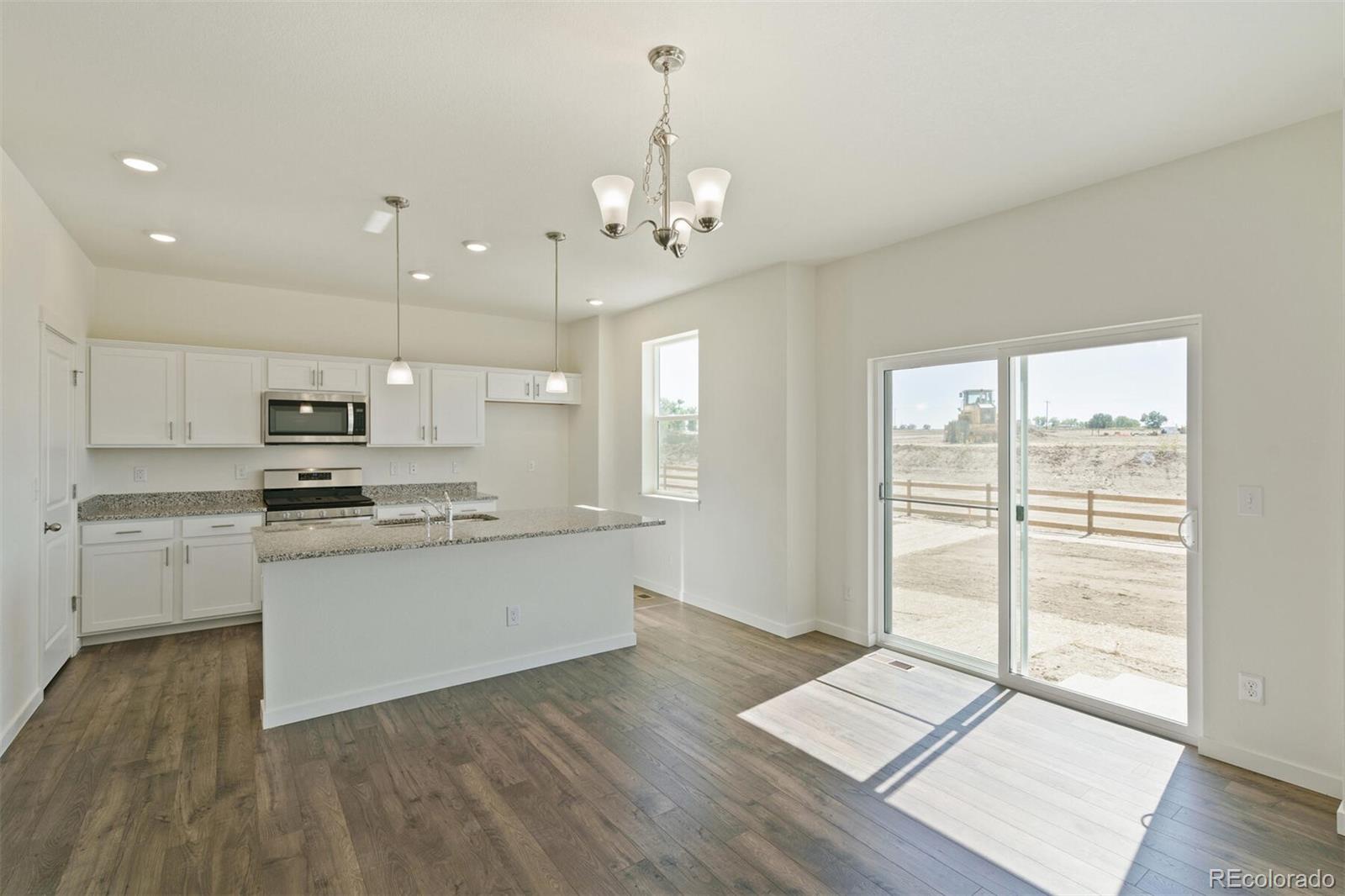 MLS Image #9 for 9877  danube court,commerce city, Colorado