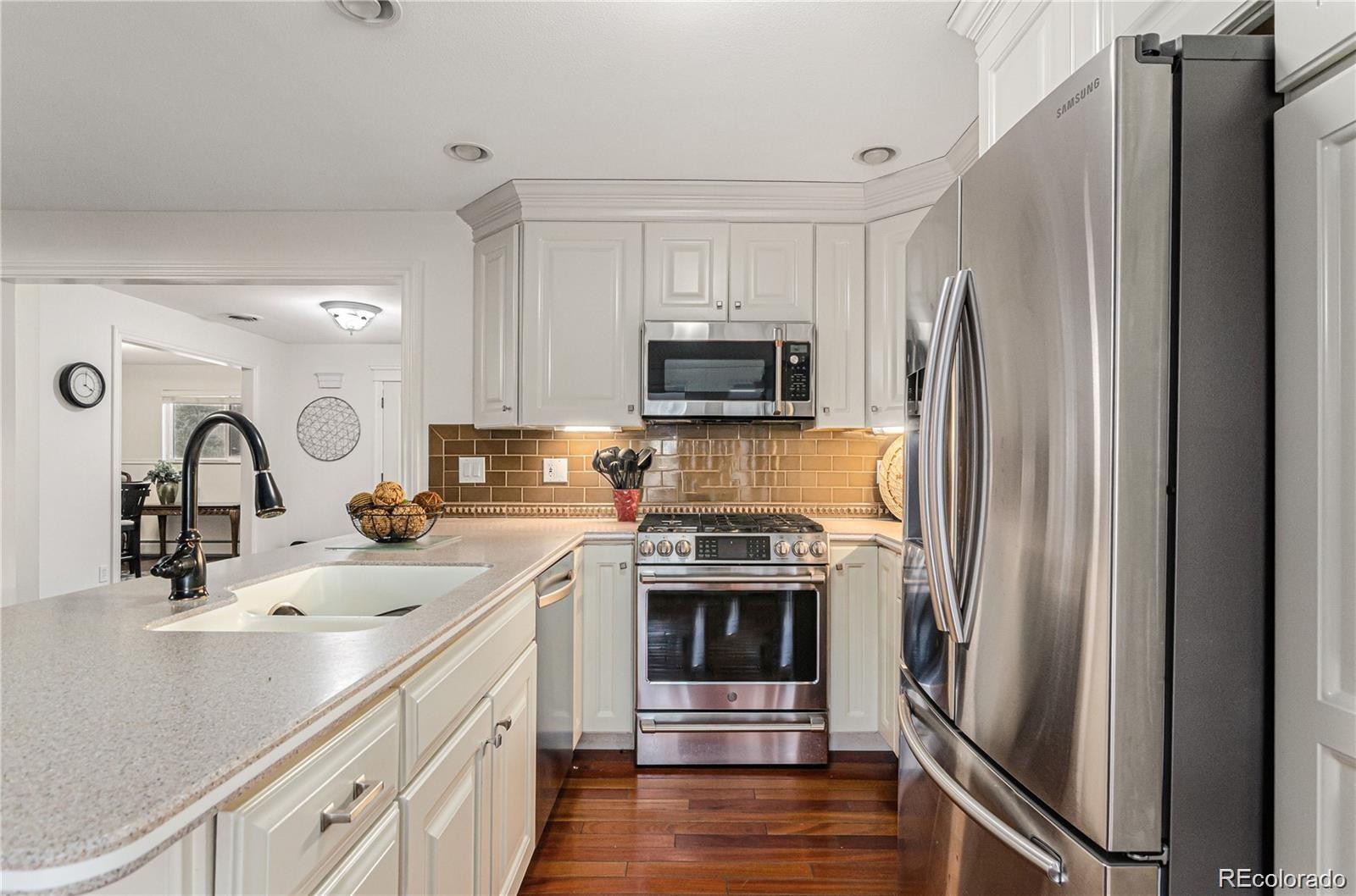 MLS Image #4 for 5134 s perry street,littleton, Colorado