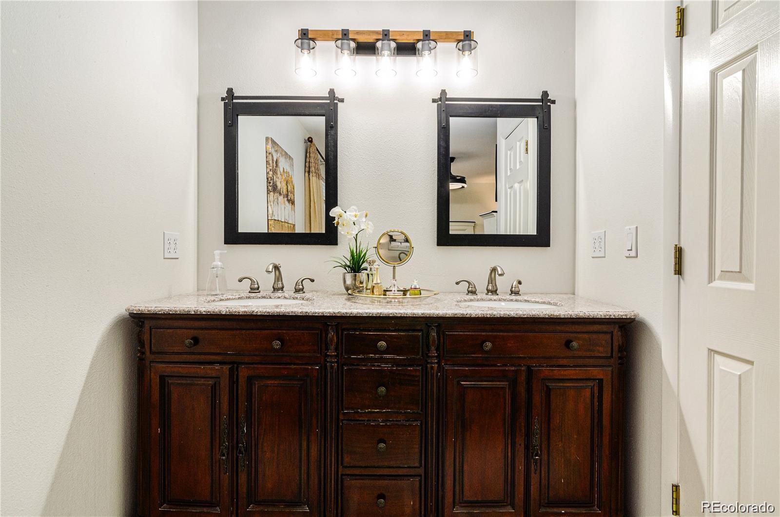MLS Image #6 for 5134 s perry street,littleton, Colorado