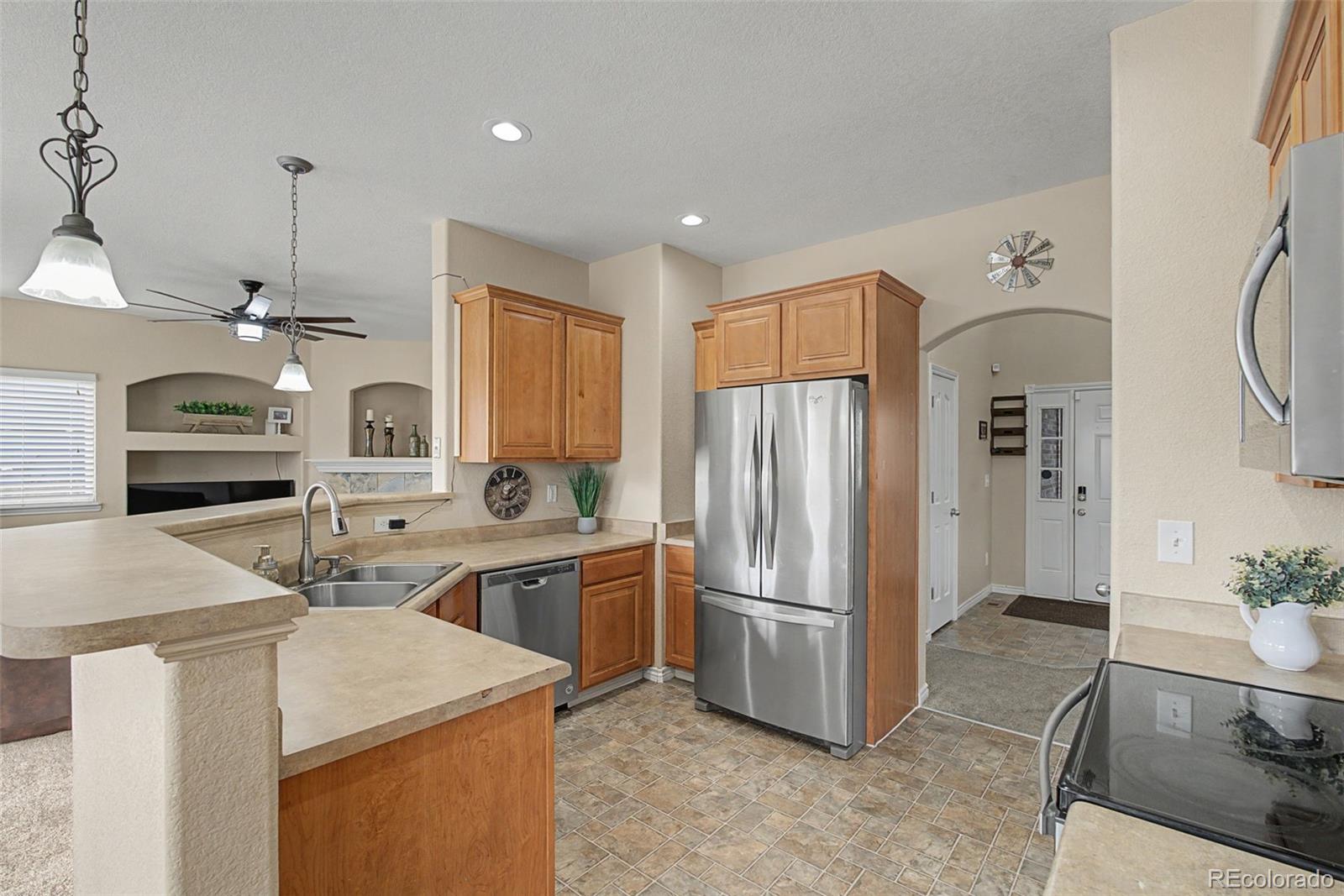 MLS Image #8 for 10120  jasper street,commerce city, Colorado