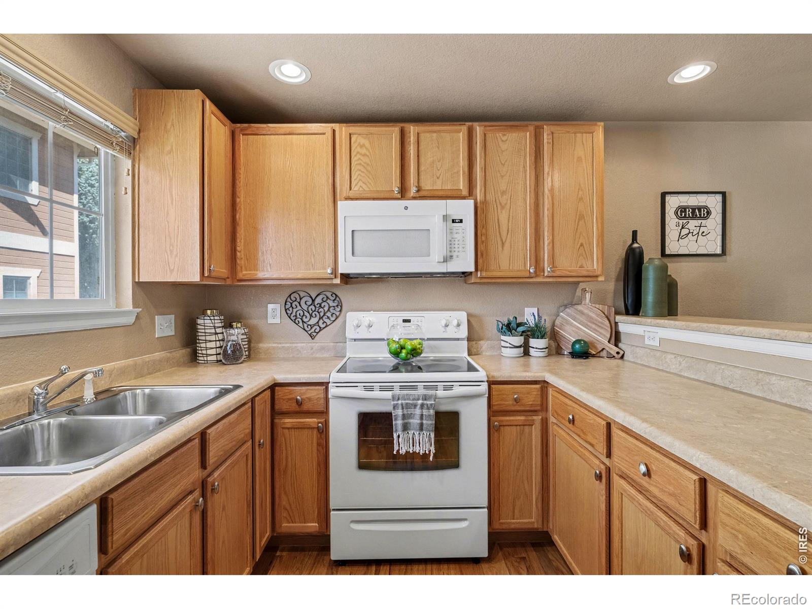 MLS Image #5 for 4204  riley drive,longmont, Colorado