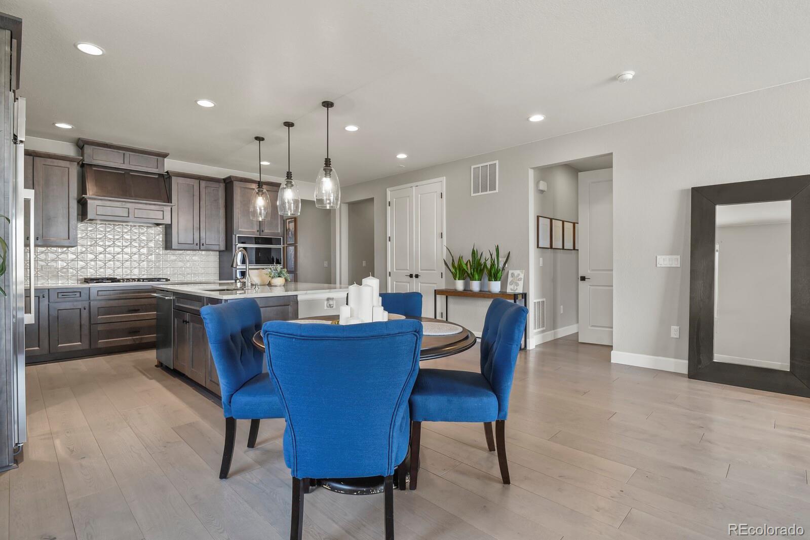MLS Image #11 for 11463 w 53rd place,arvada, Colorado